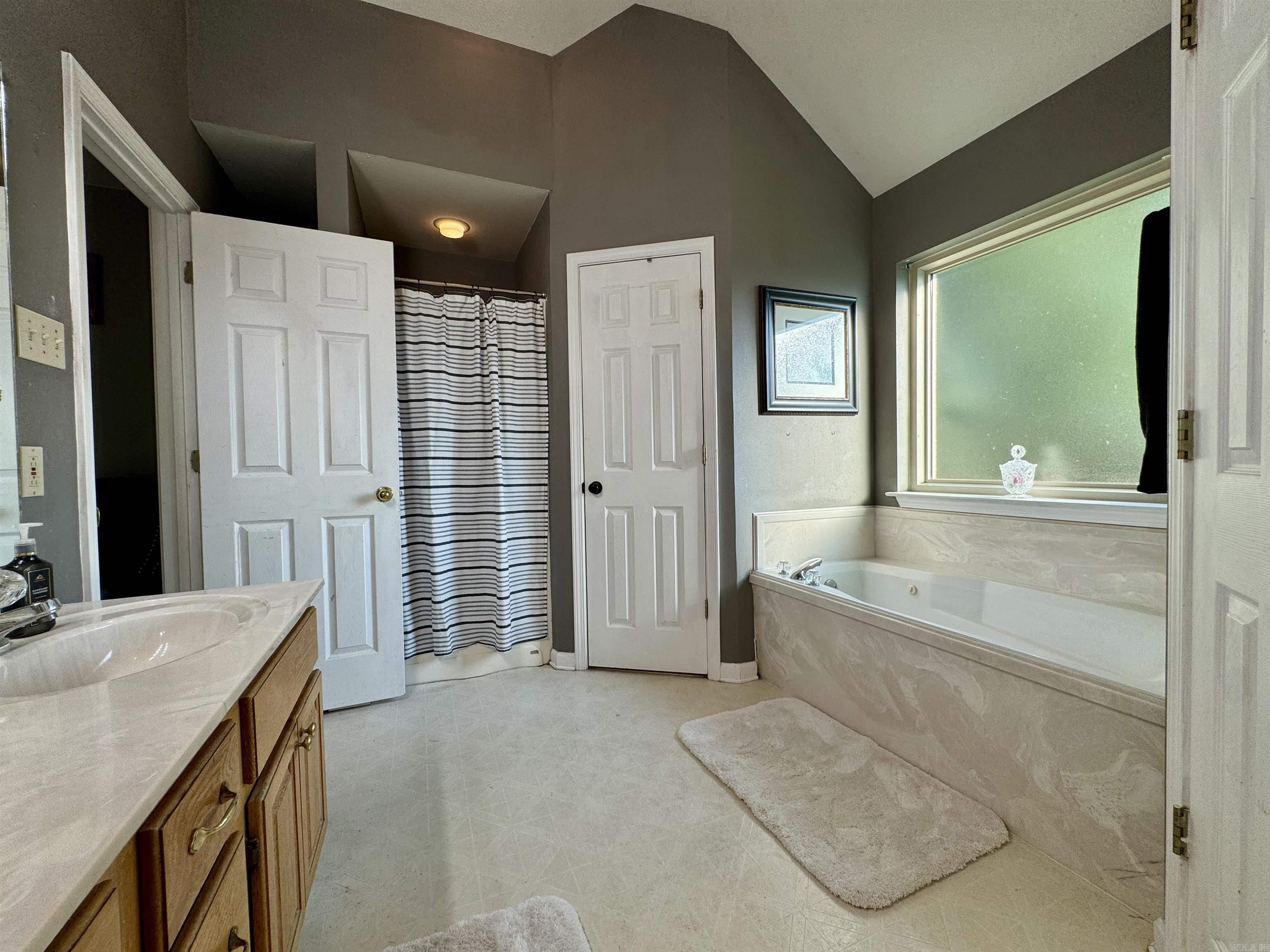 69 E Main Street  Greenbrier, AR