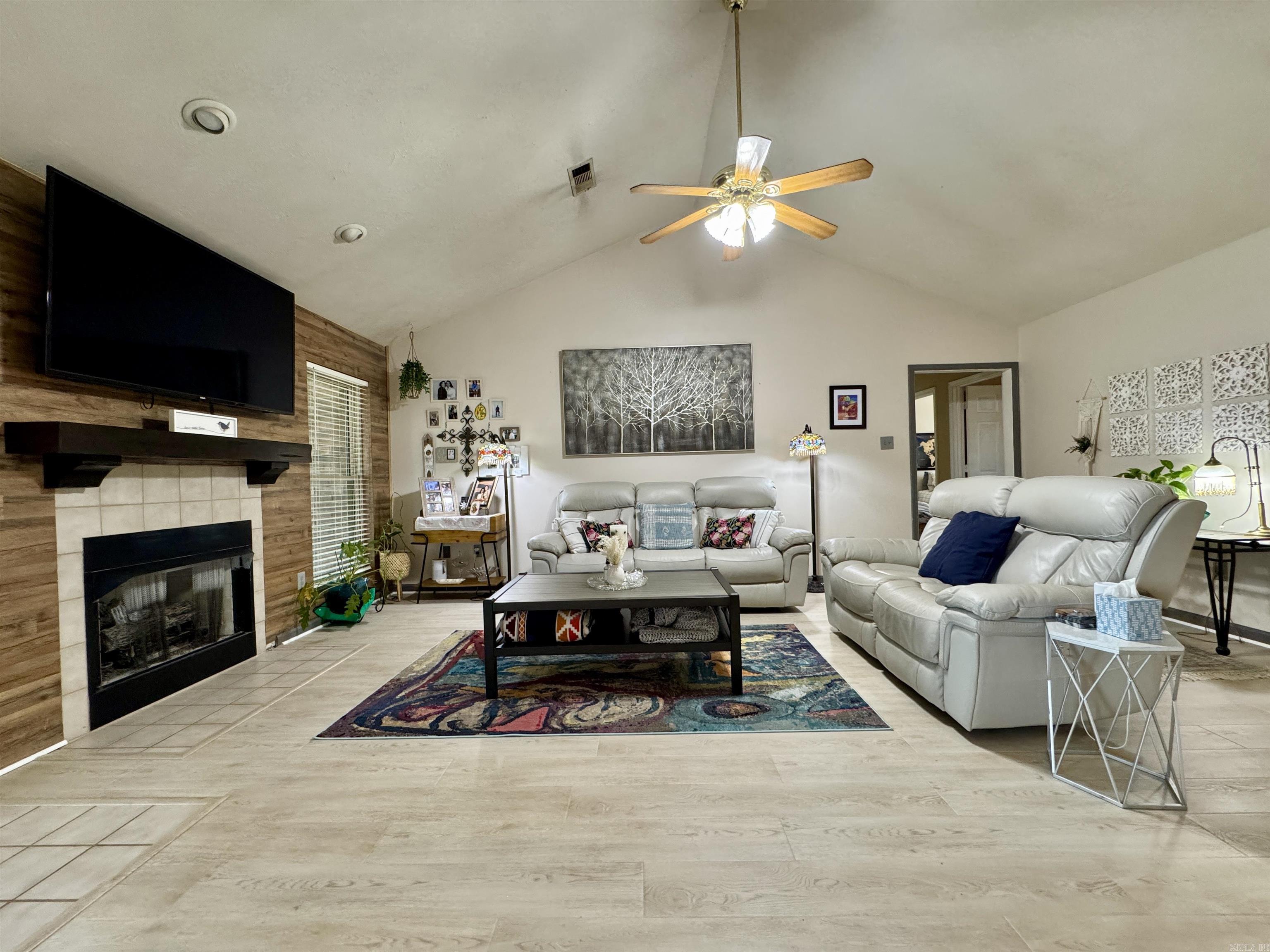 69 E Main Street  Greenbrier, AR