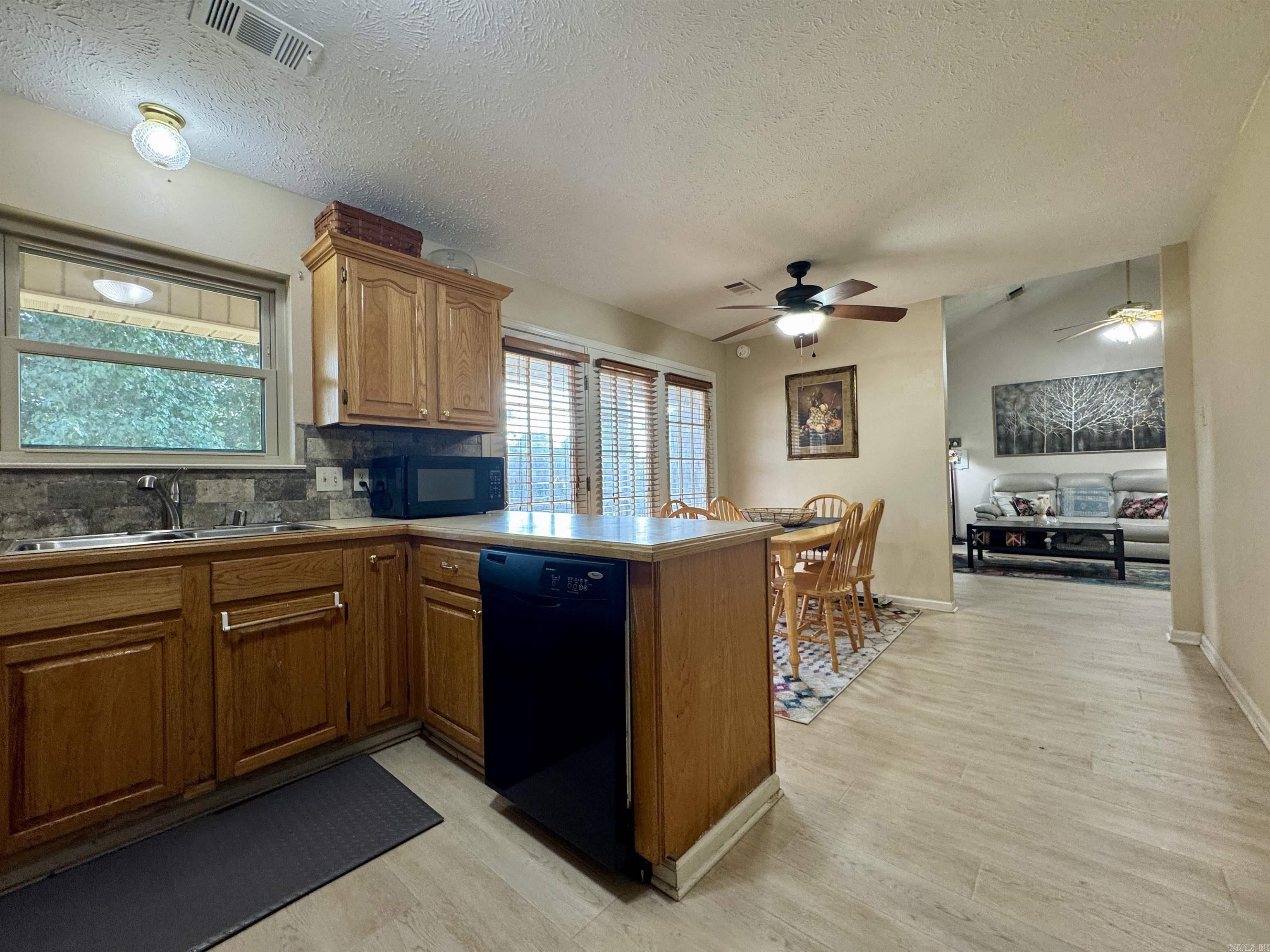 69 E Main Street  Greenbrier, AR