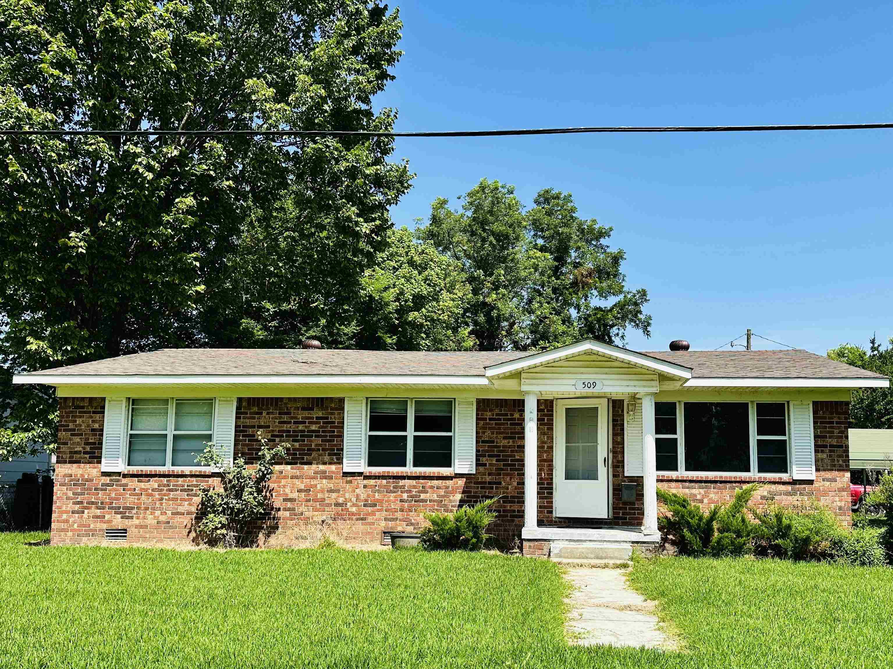 509 NE 4th  Walnut Ridge, AR