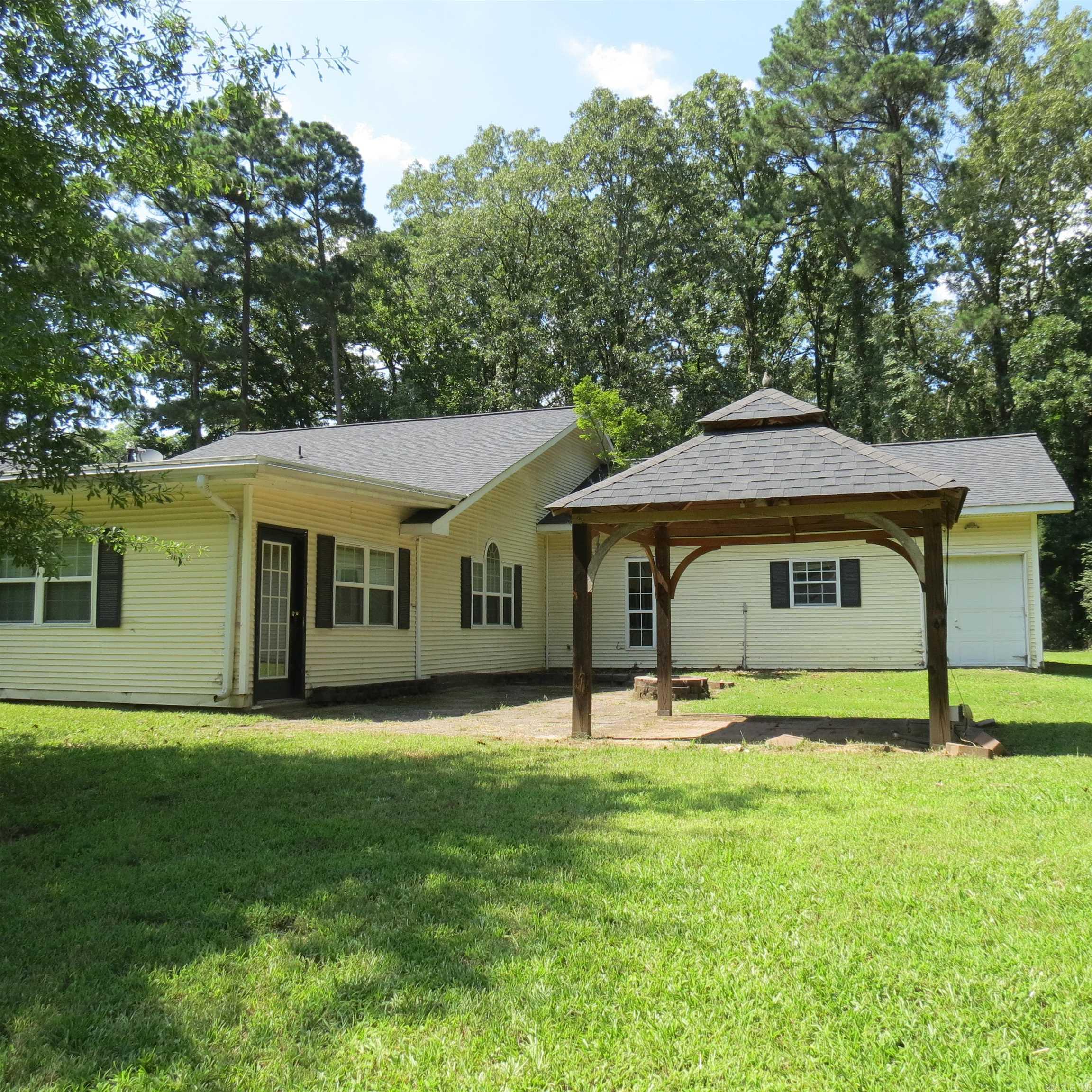 600 Godfrey  White Hall, AR