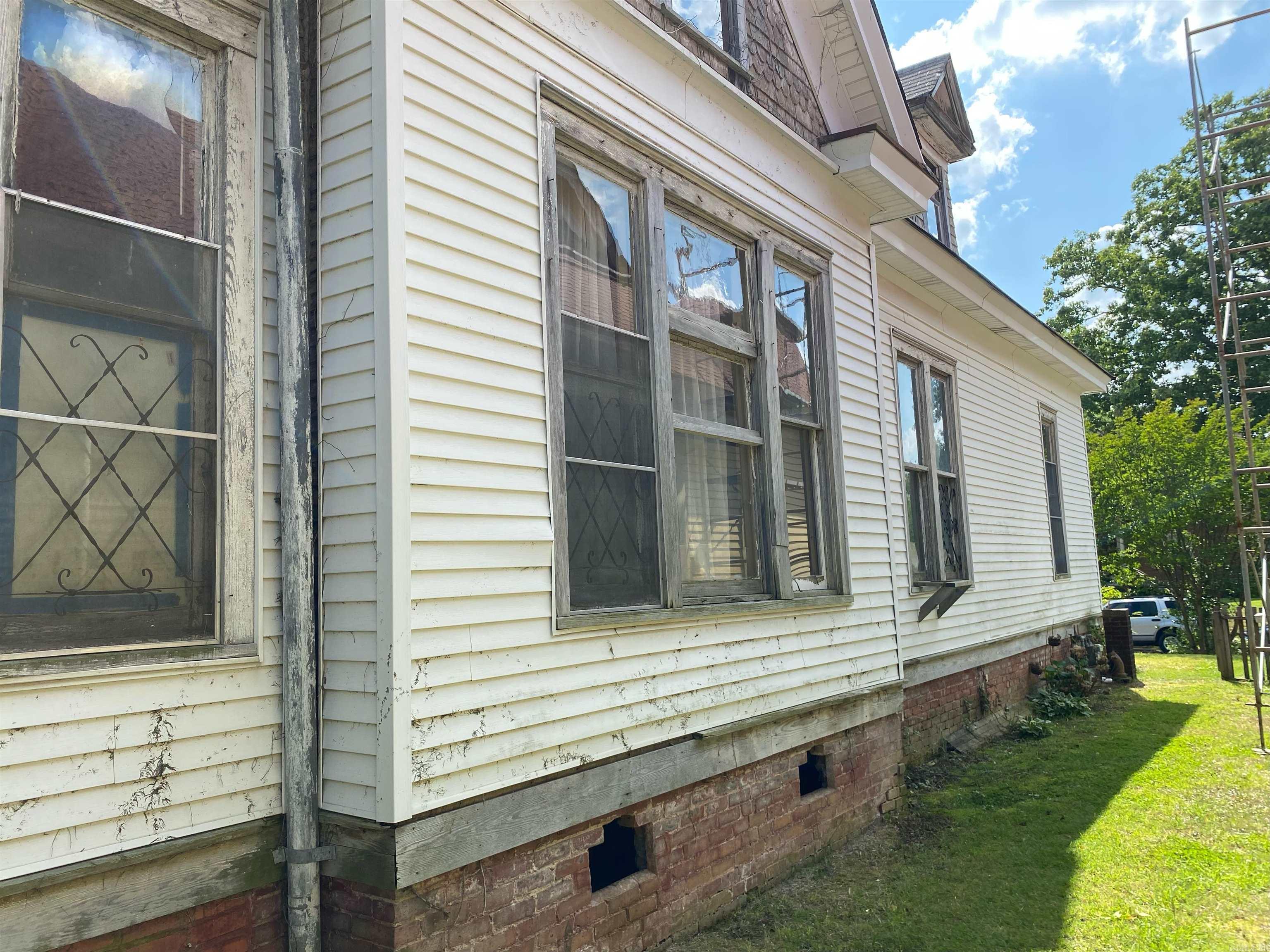 2403 S State  Little Rock, AR