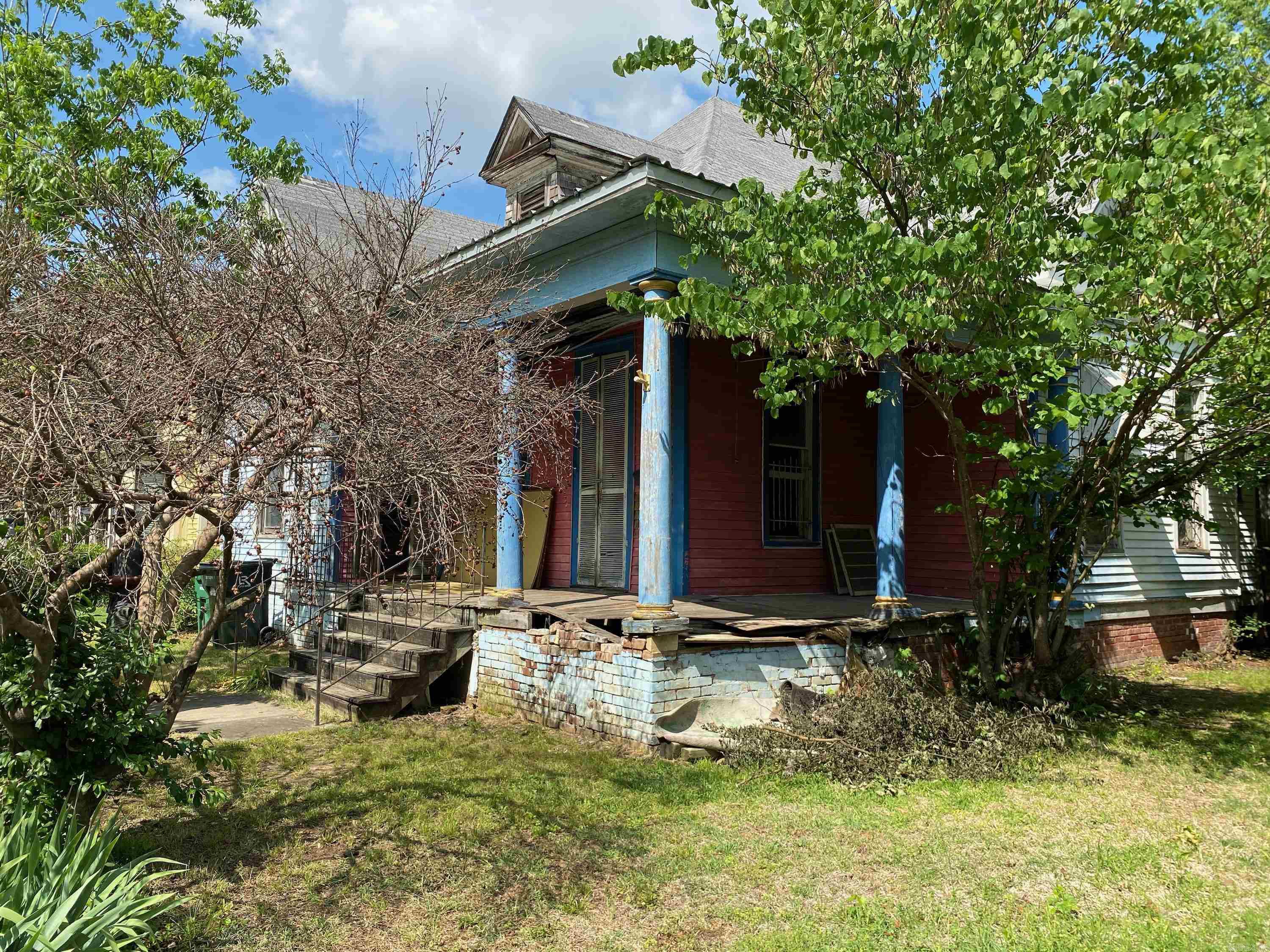 2403 S State  Little Rock, AR
