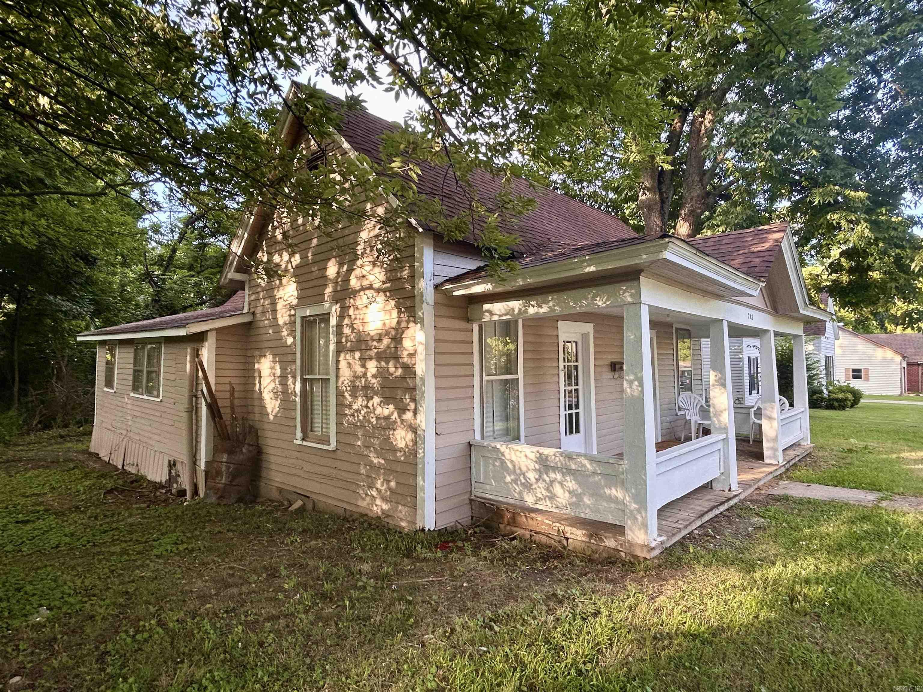 763 W Court Street  Piggott, AR
