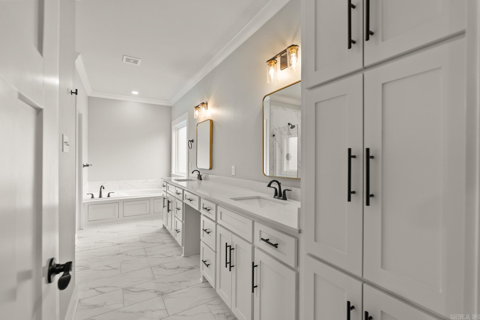 30 Hanna  Maumelle, AR
