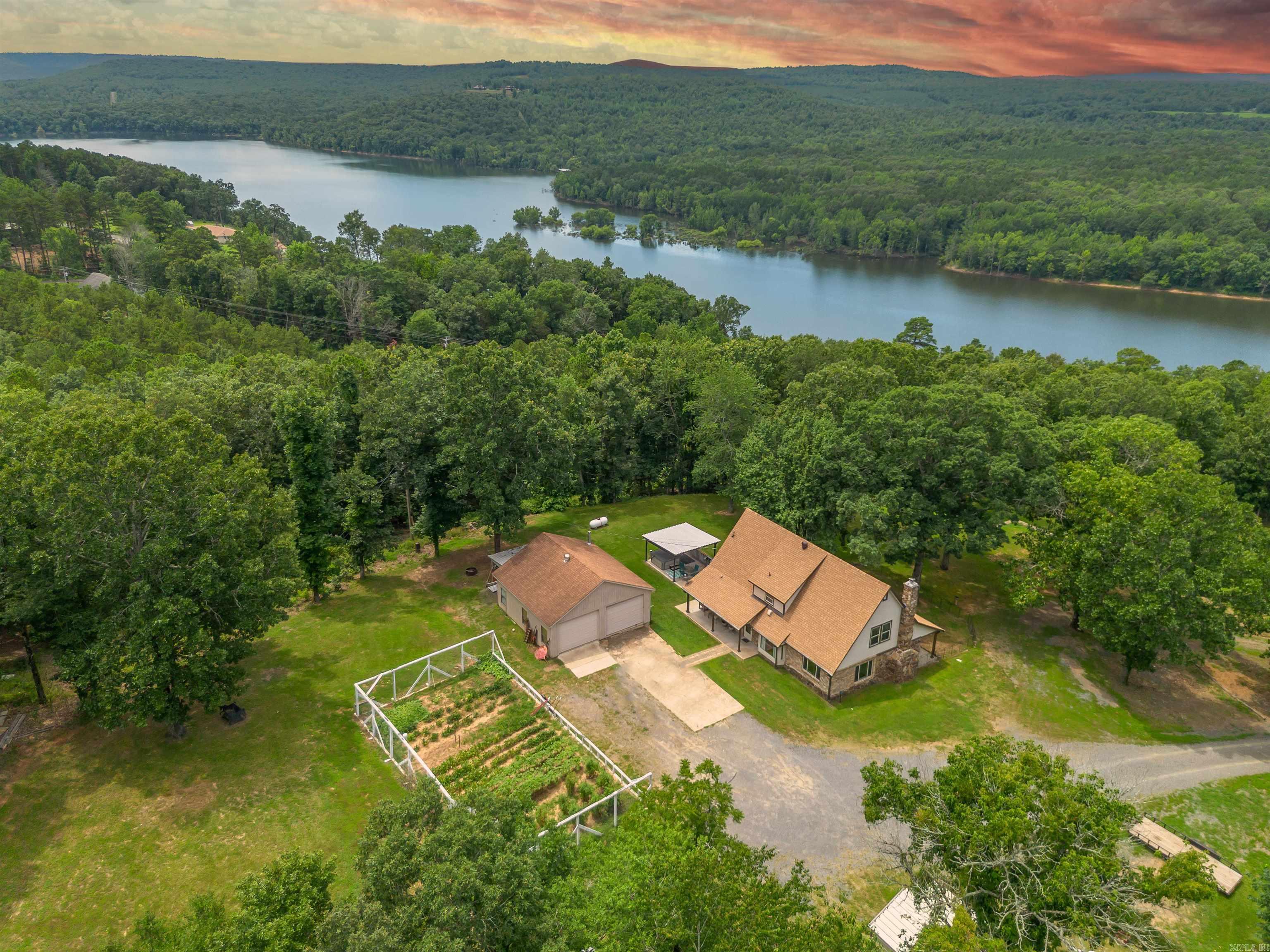 3463 Burnt Ridge Road  Shirley, AR