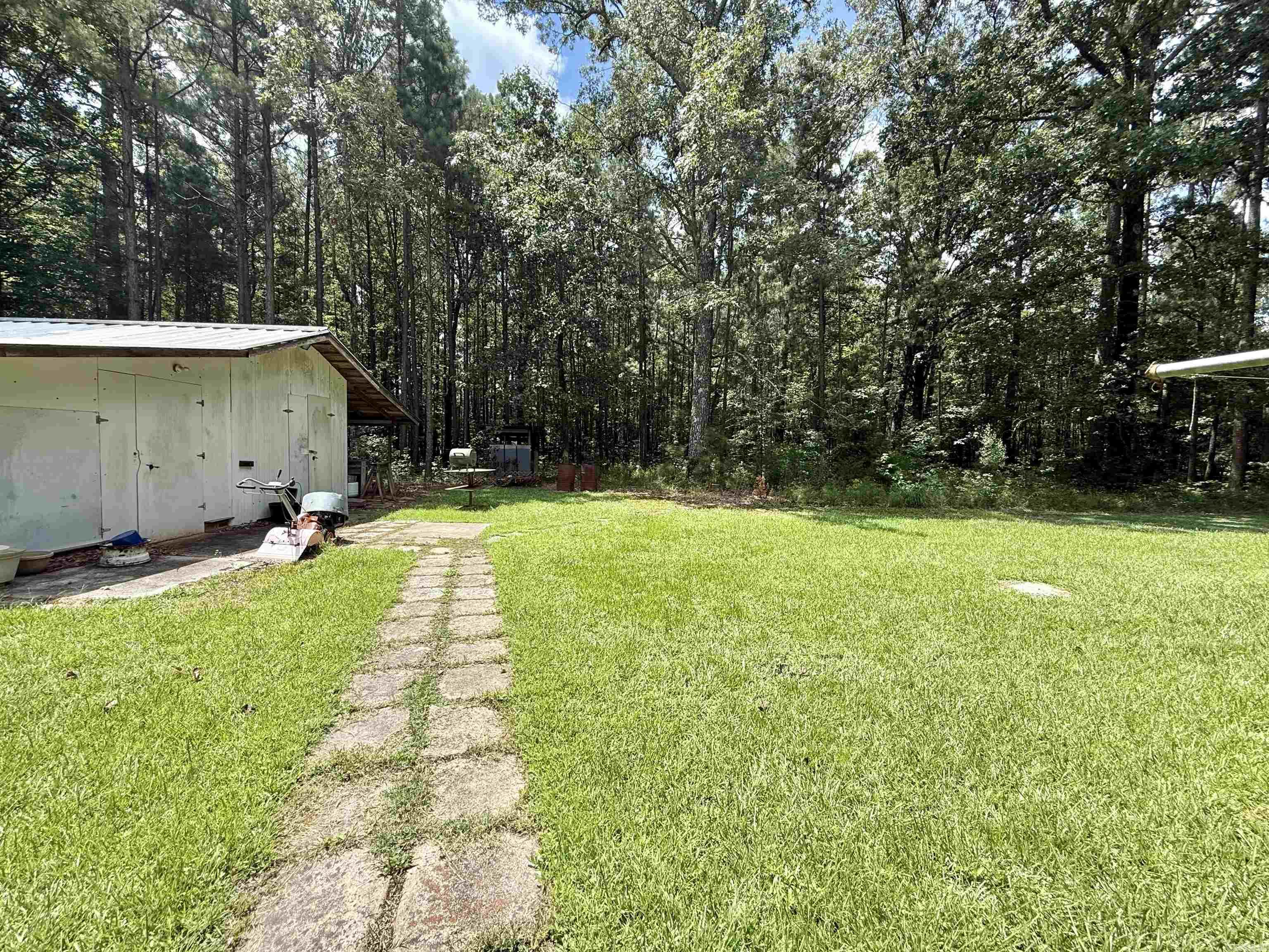 10847 HWY 270 E  Sheridan, AR