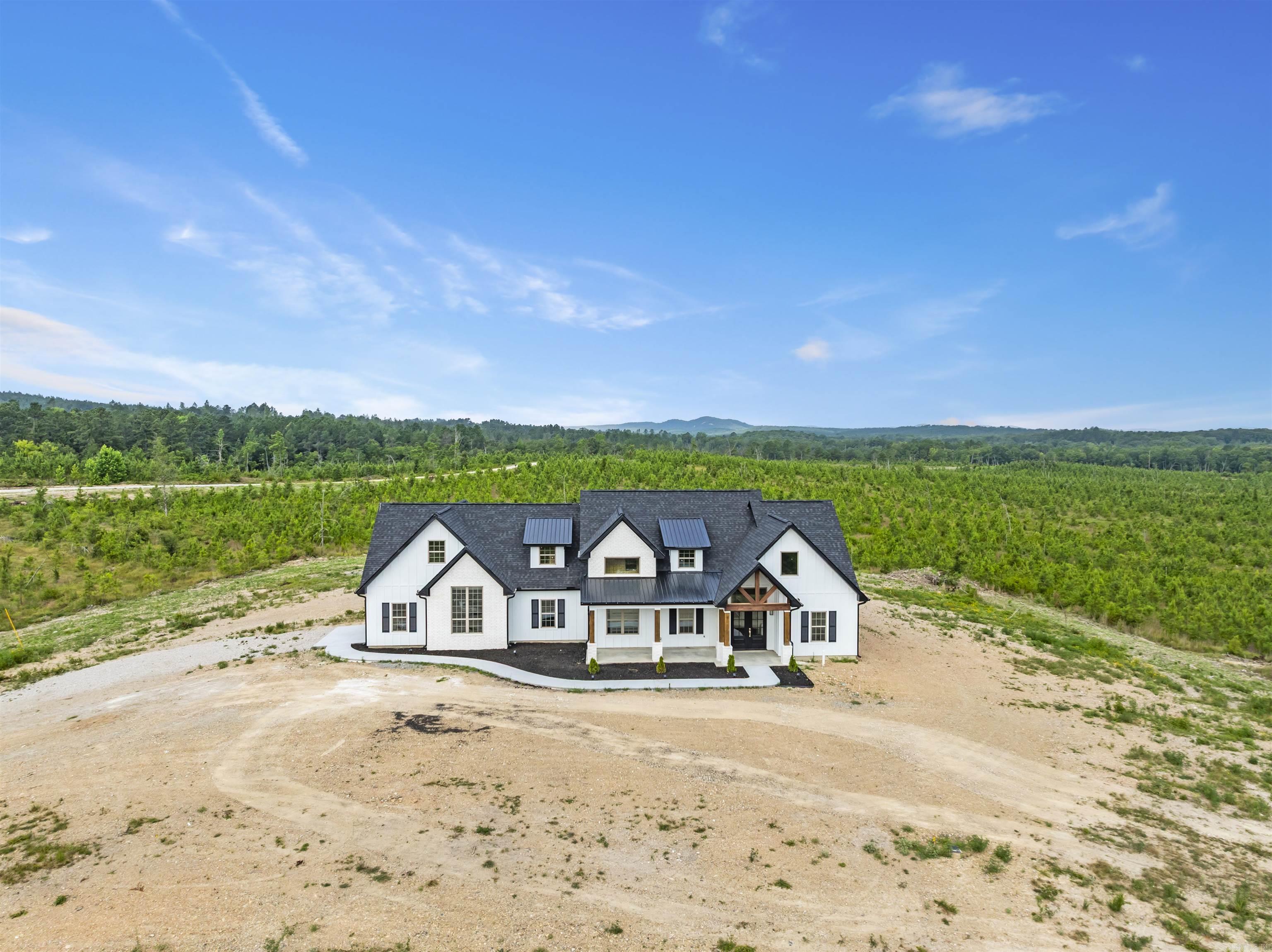 220 Goodeaux  Lonsdale, AR