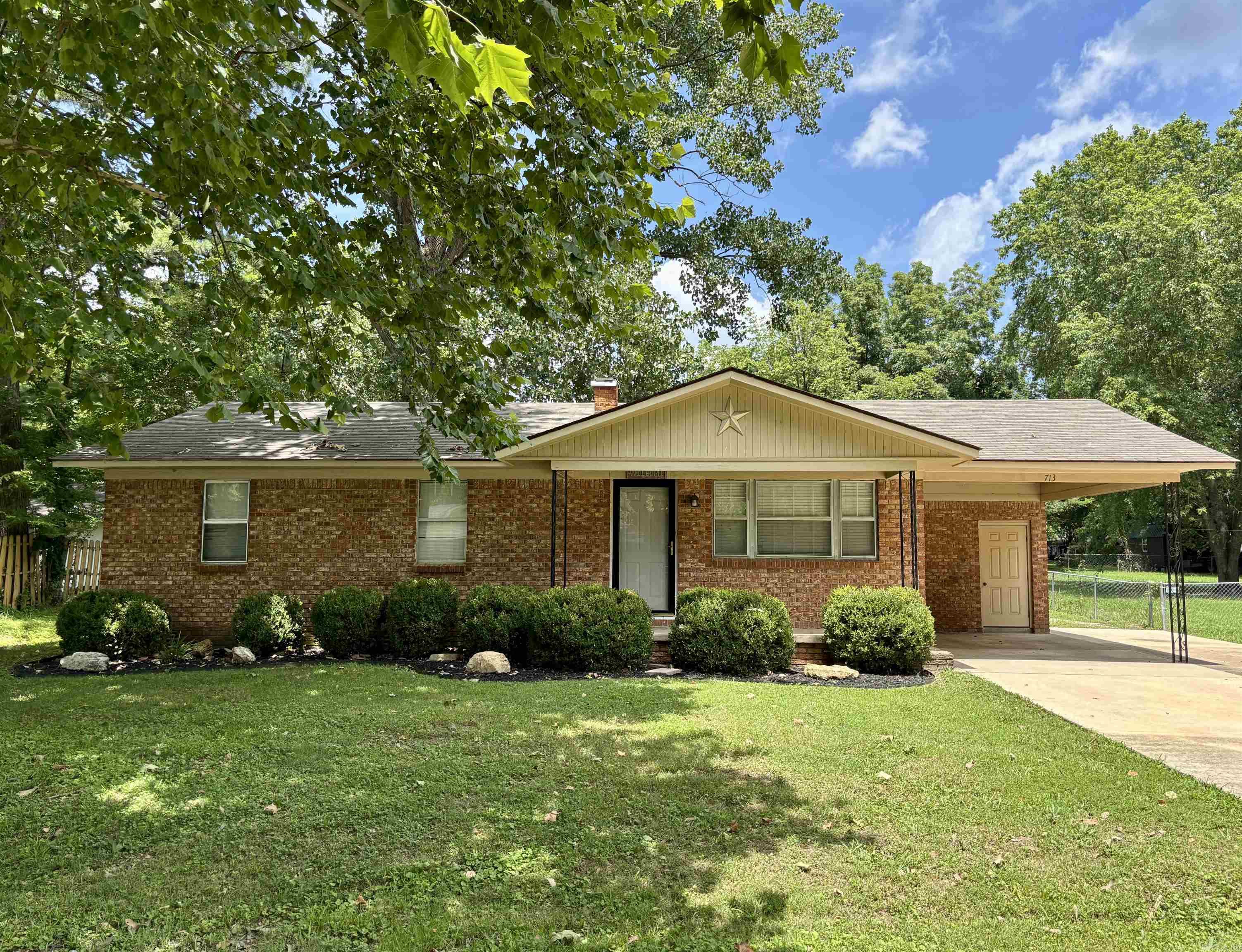 713 W 5th  Imboden, AR