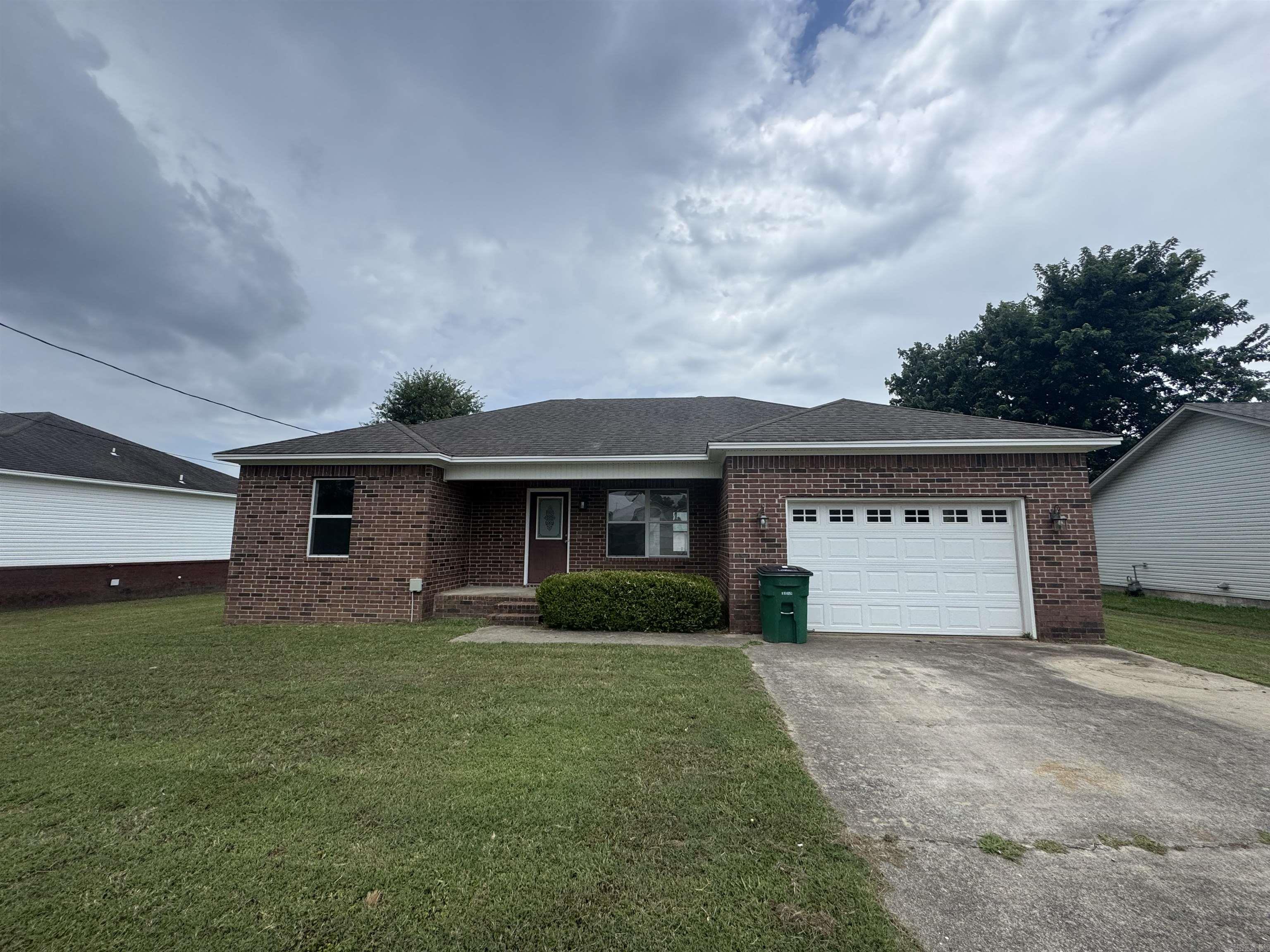 1008 Tori Lane