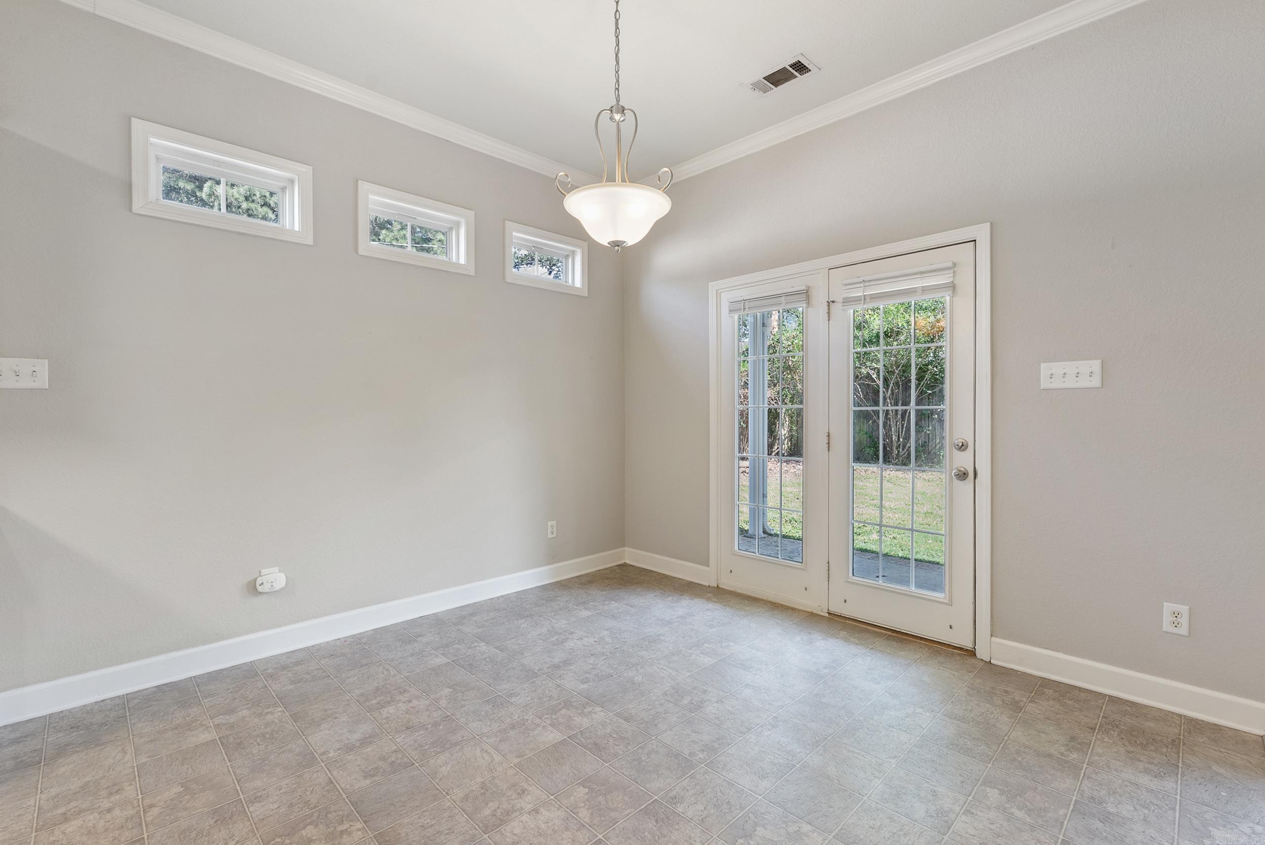 305 Ridgelea  Sherwood, AR