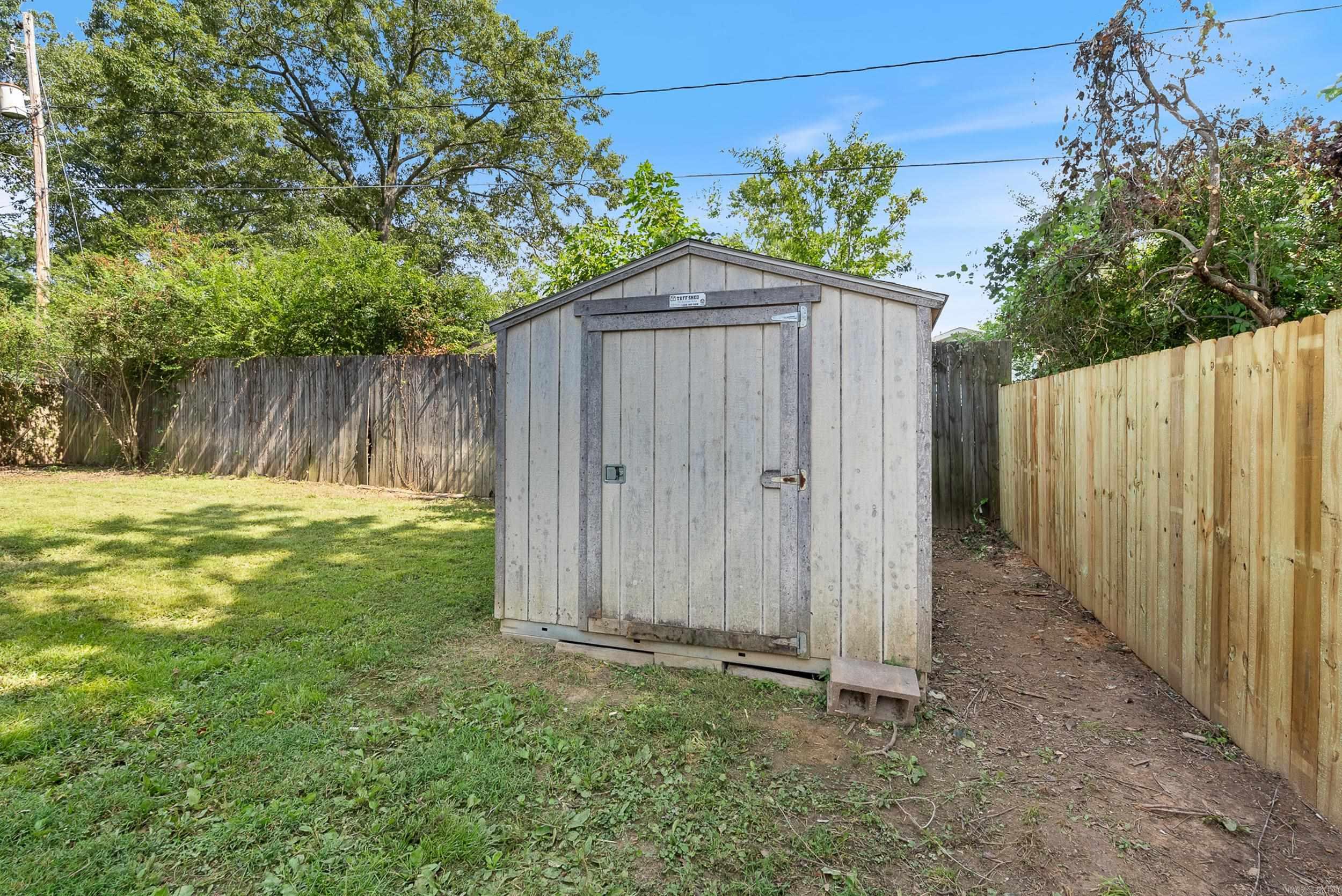 305 Ridgelea  Sherwood, AR