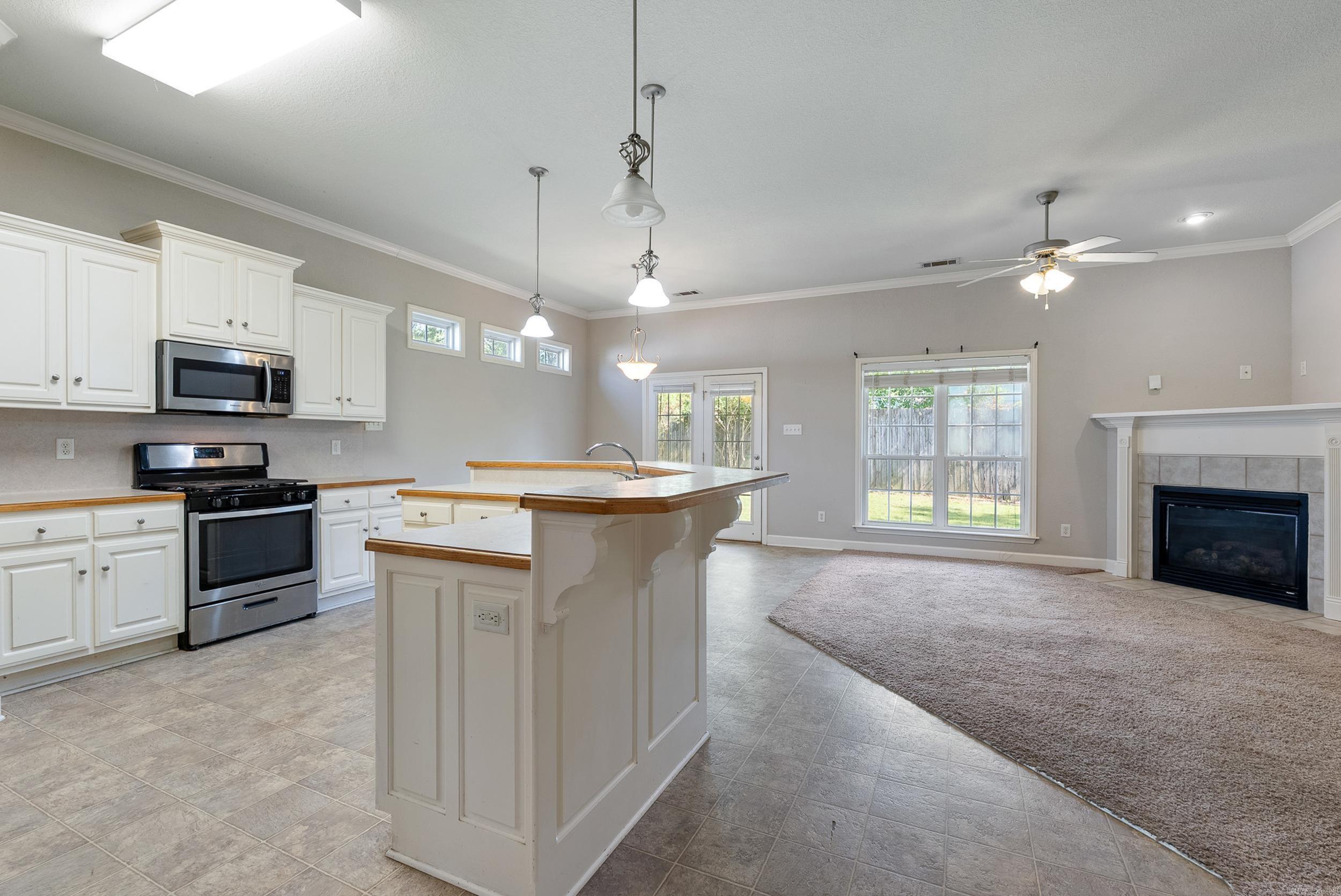 305 Ridgelea  Sherwood, AR