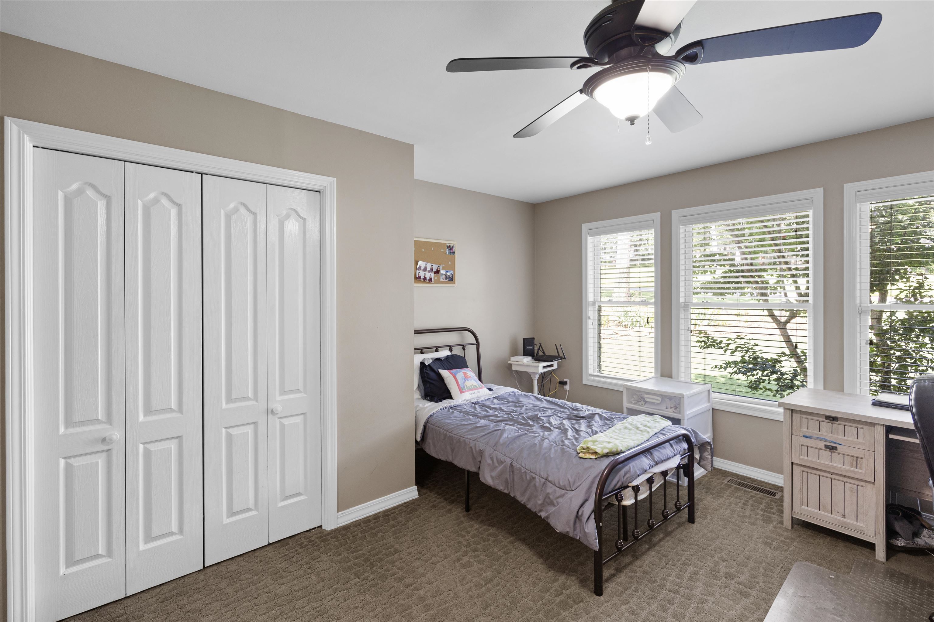 1506 Lands End Pt S  Russellville, AR