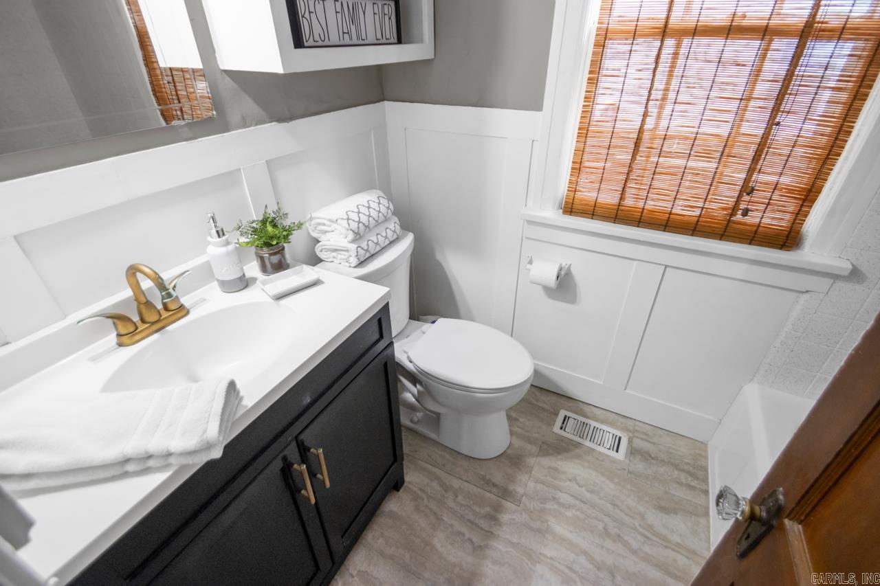 272 Plainview  North Little Rock, AR