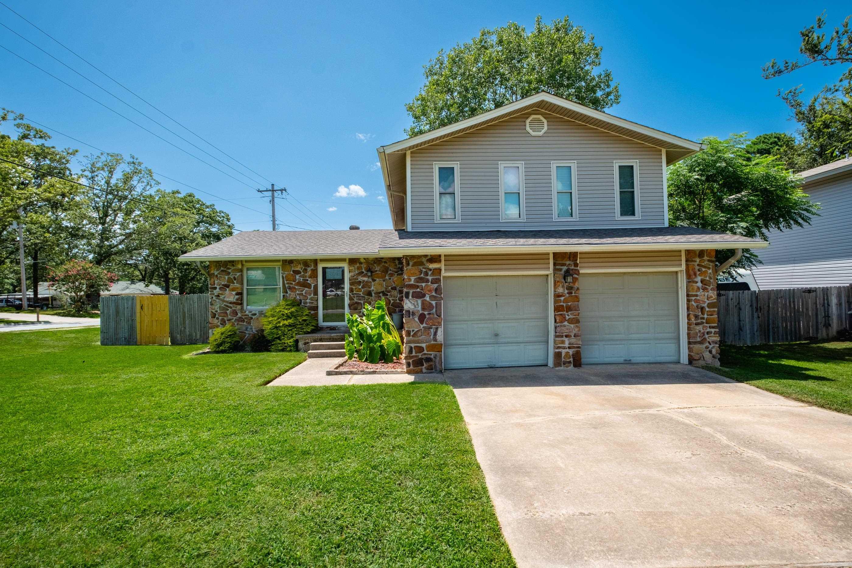 1 Spring Grove  Sherwood, AR
