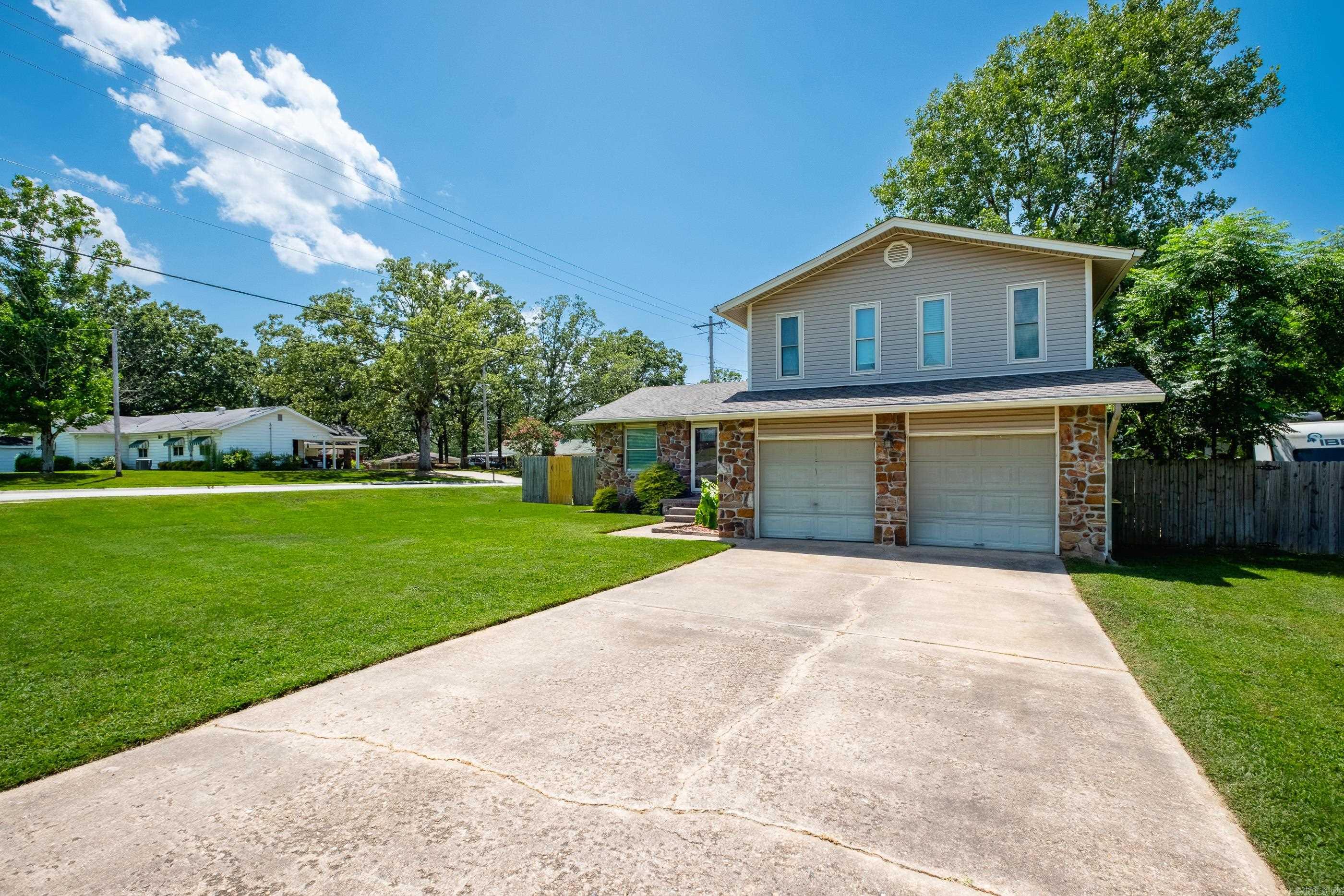 1 Spring Grove  Sherwood, AR