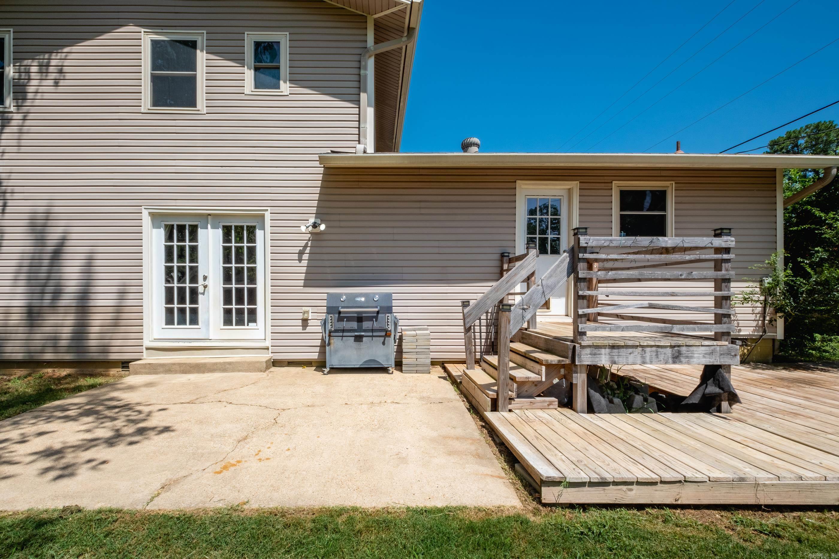 1 Spring Grove  Sherwood, AR