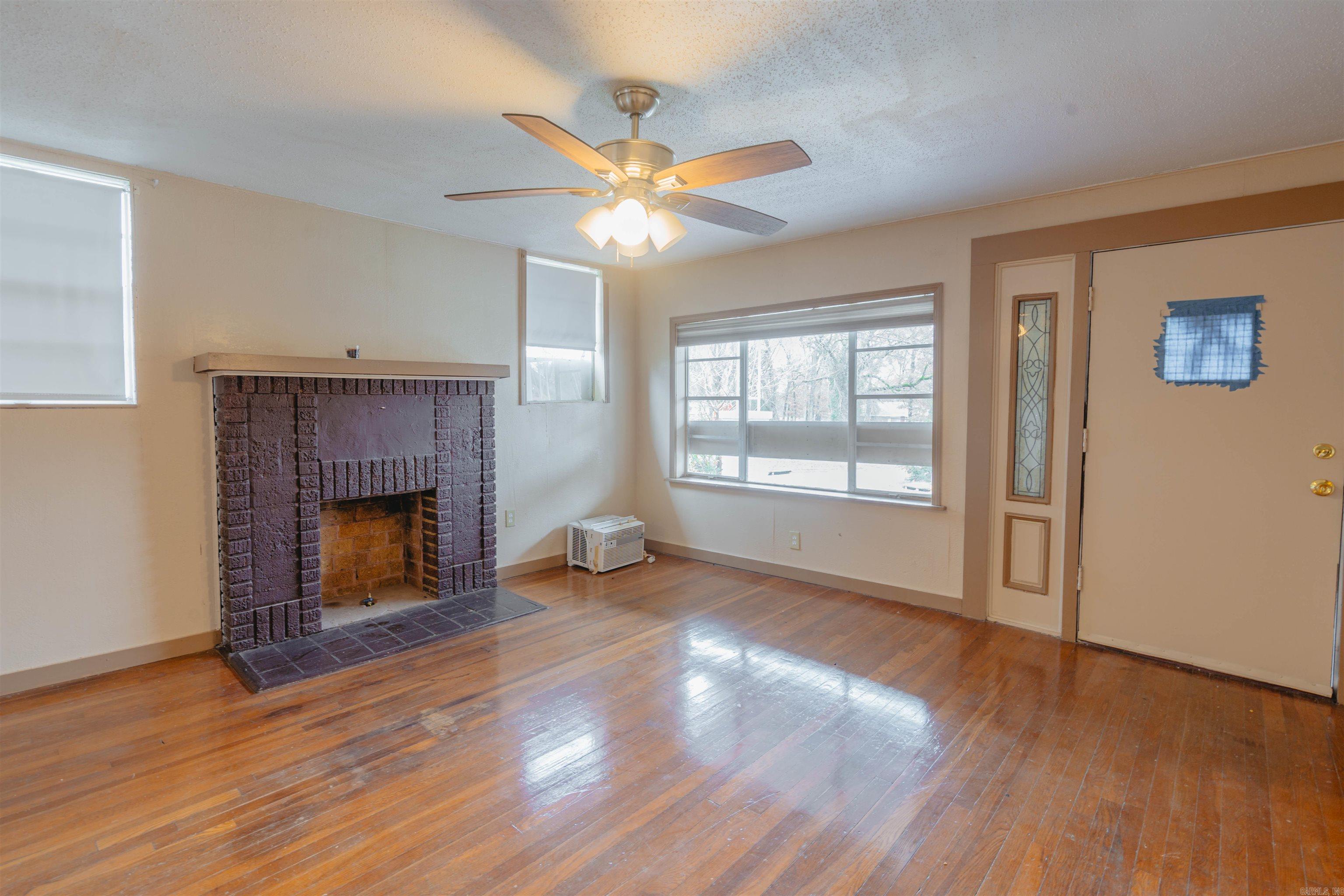 4300 W 17th  Little Rock, AR