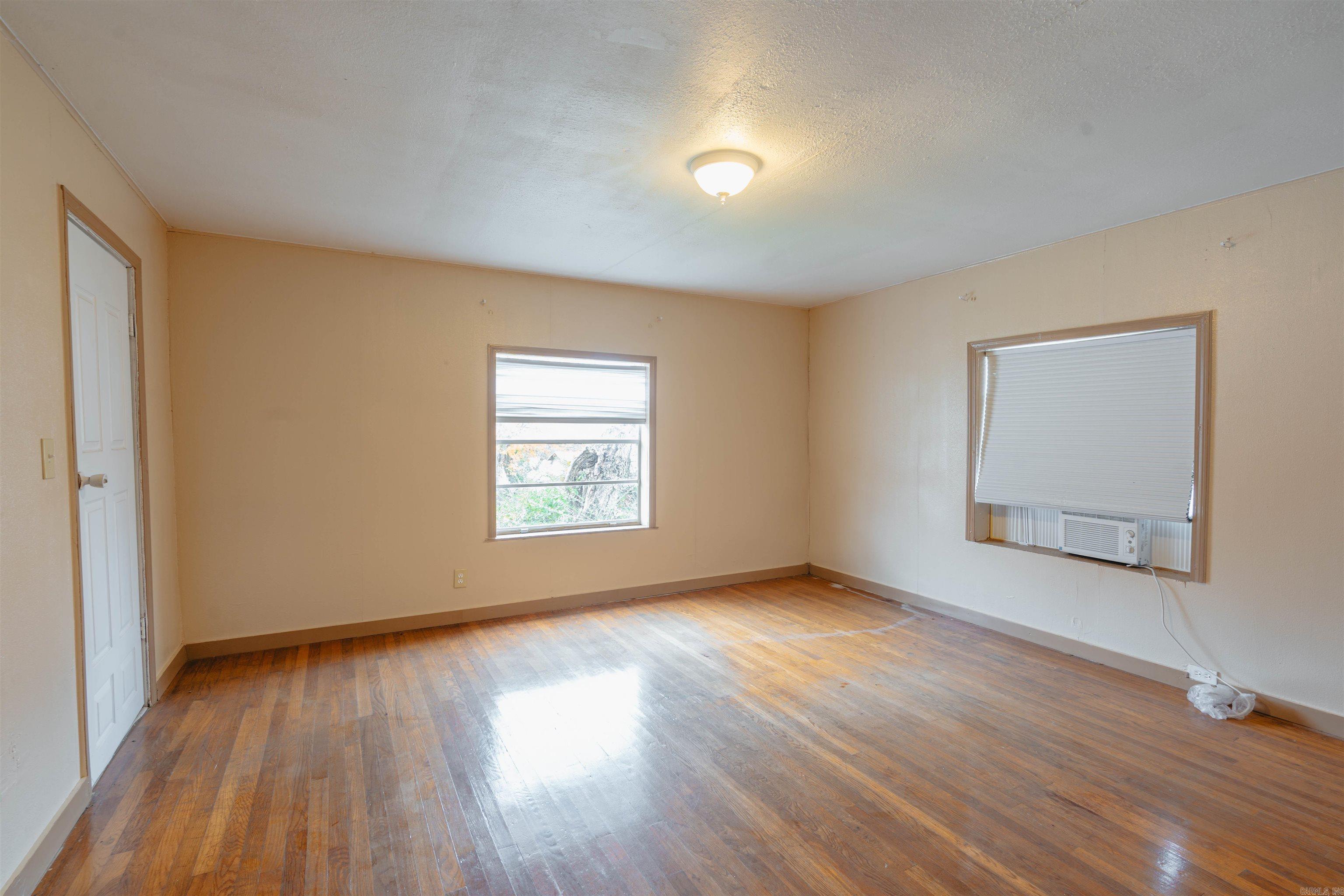 4300 W 17th  Little Rock, AR