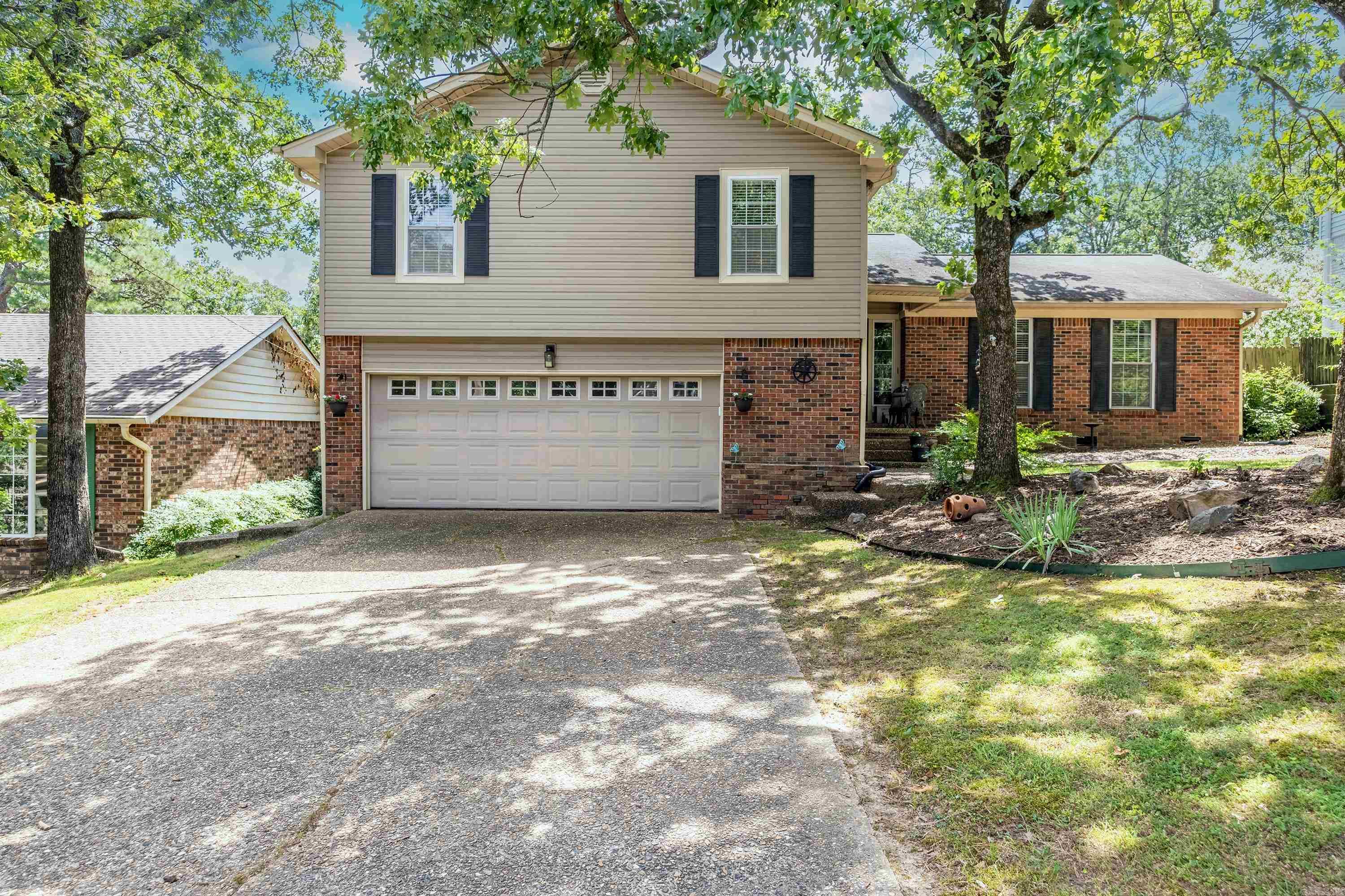 9 Emerald  Little Rock, AR
