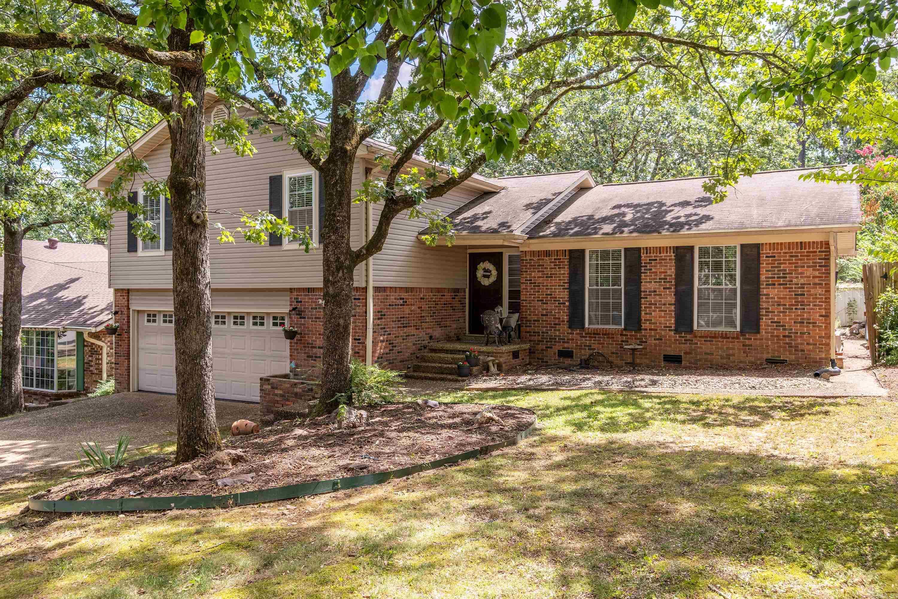 9 Emerald  Little Rock, AR