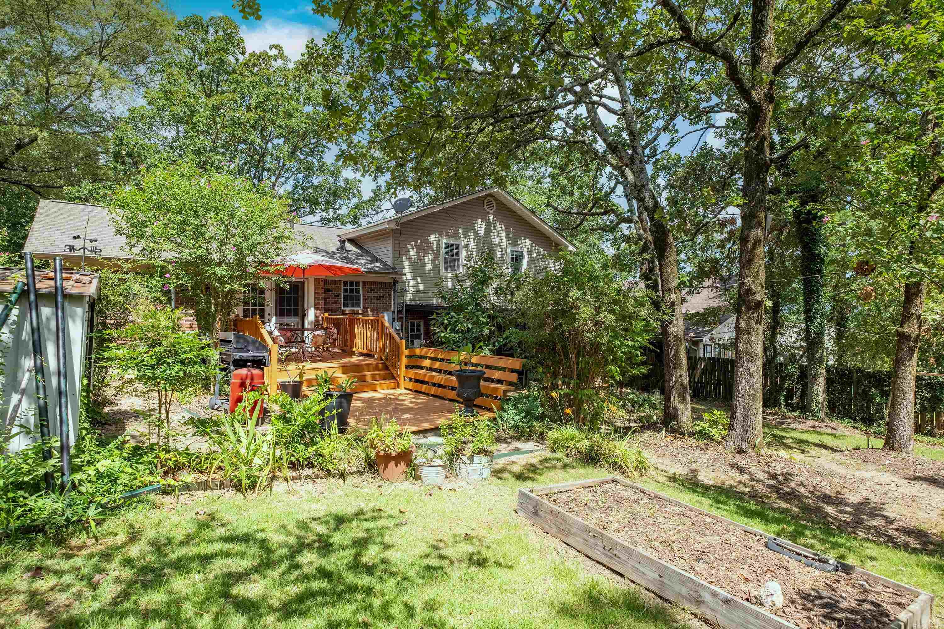 9 Emerald  Little Rock, AR
