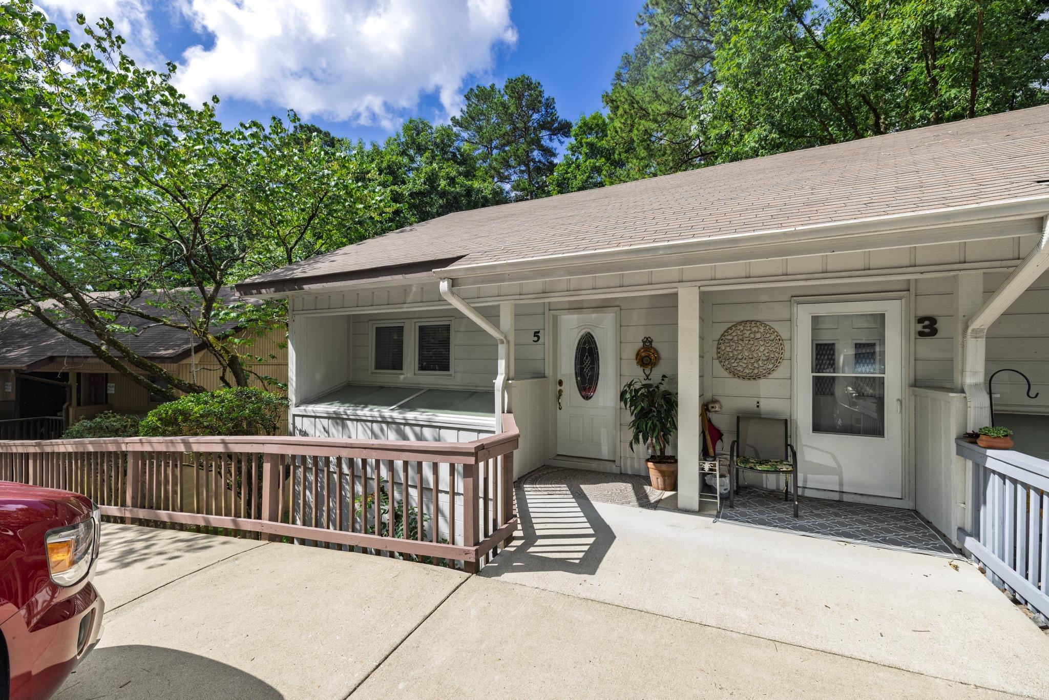 5 Gailosa  Hot Springs Village, AR