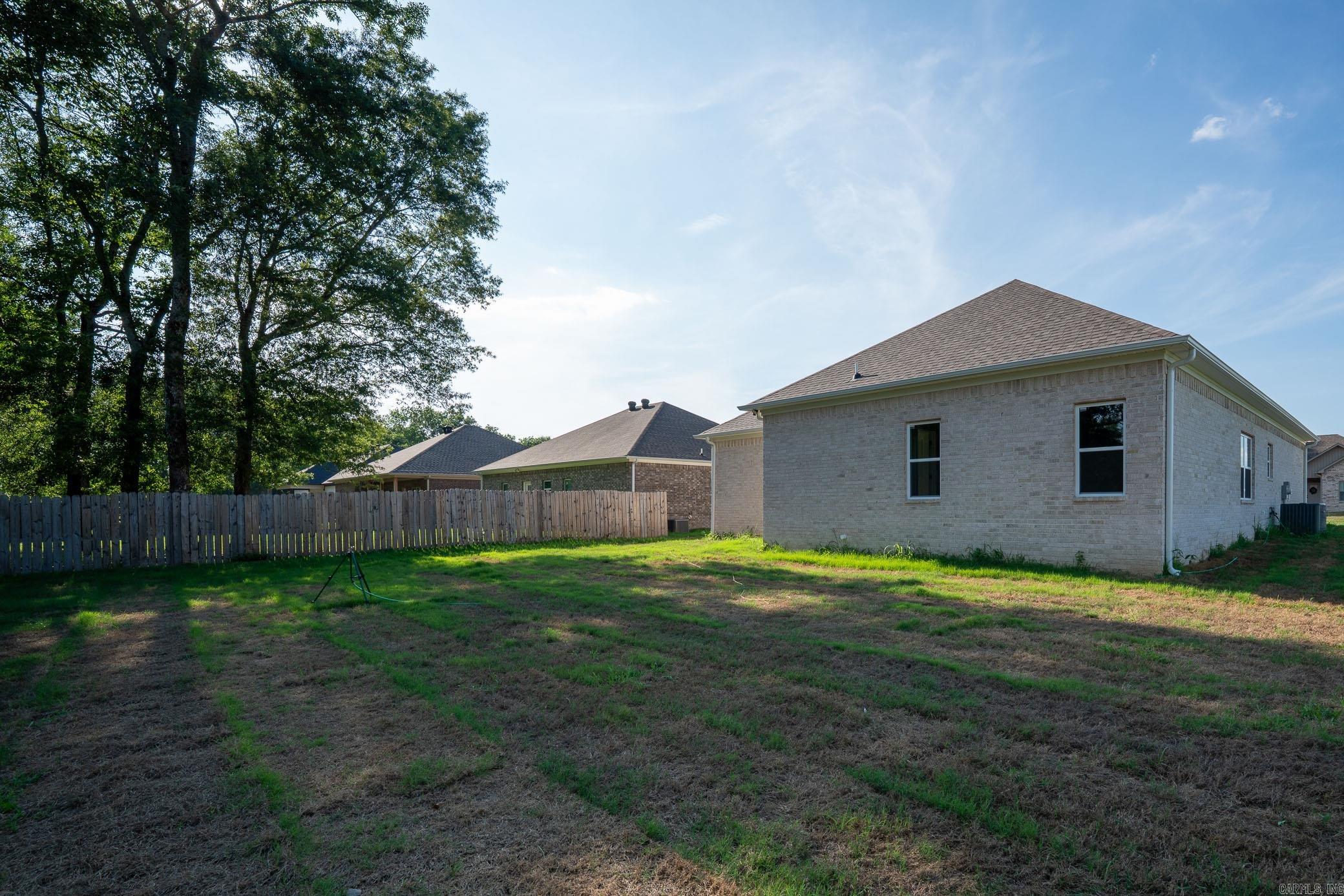 8 Dandelion  Greenbrier, AR