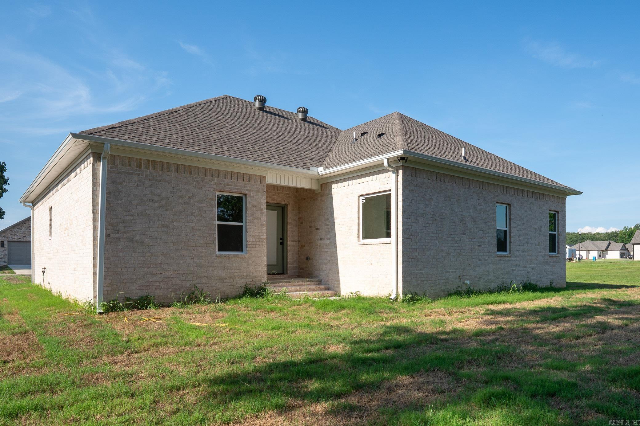 8 Dandelion  Greenbrier, AR