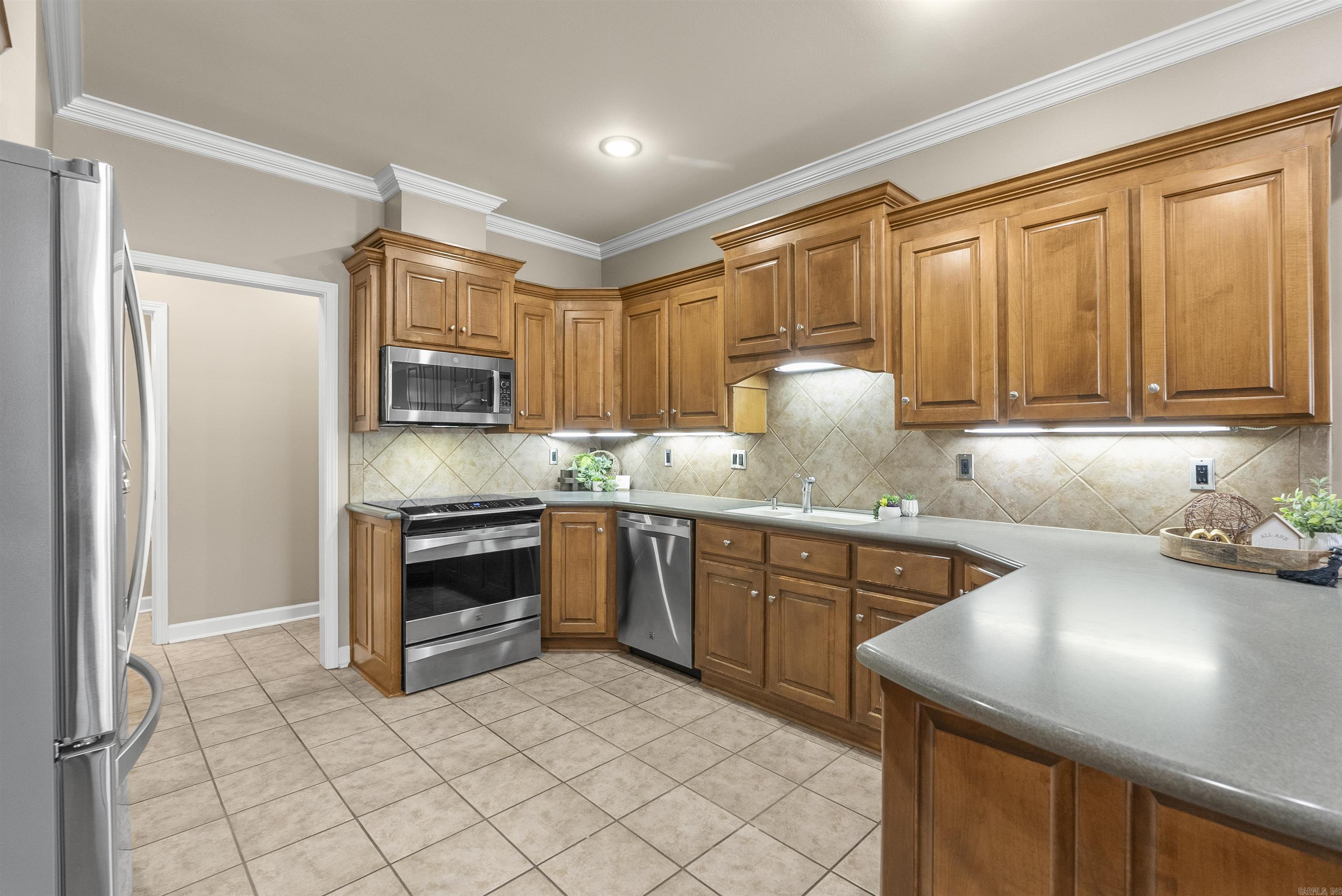 40 Belle River Cir  Maumelle, AR