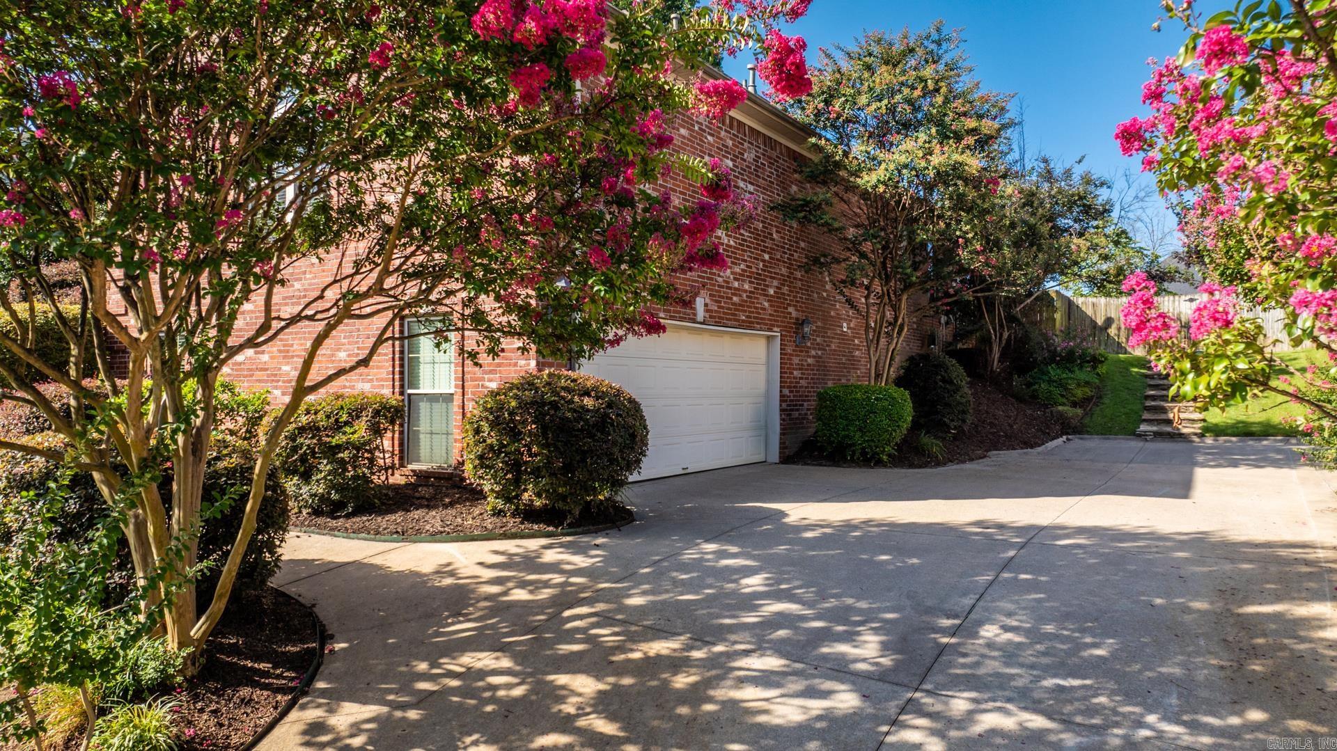 40 Belle River Cir  Maumelle, AR