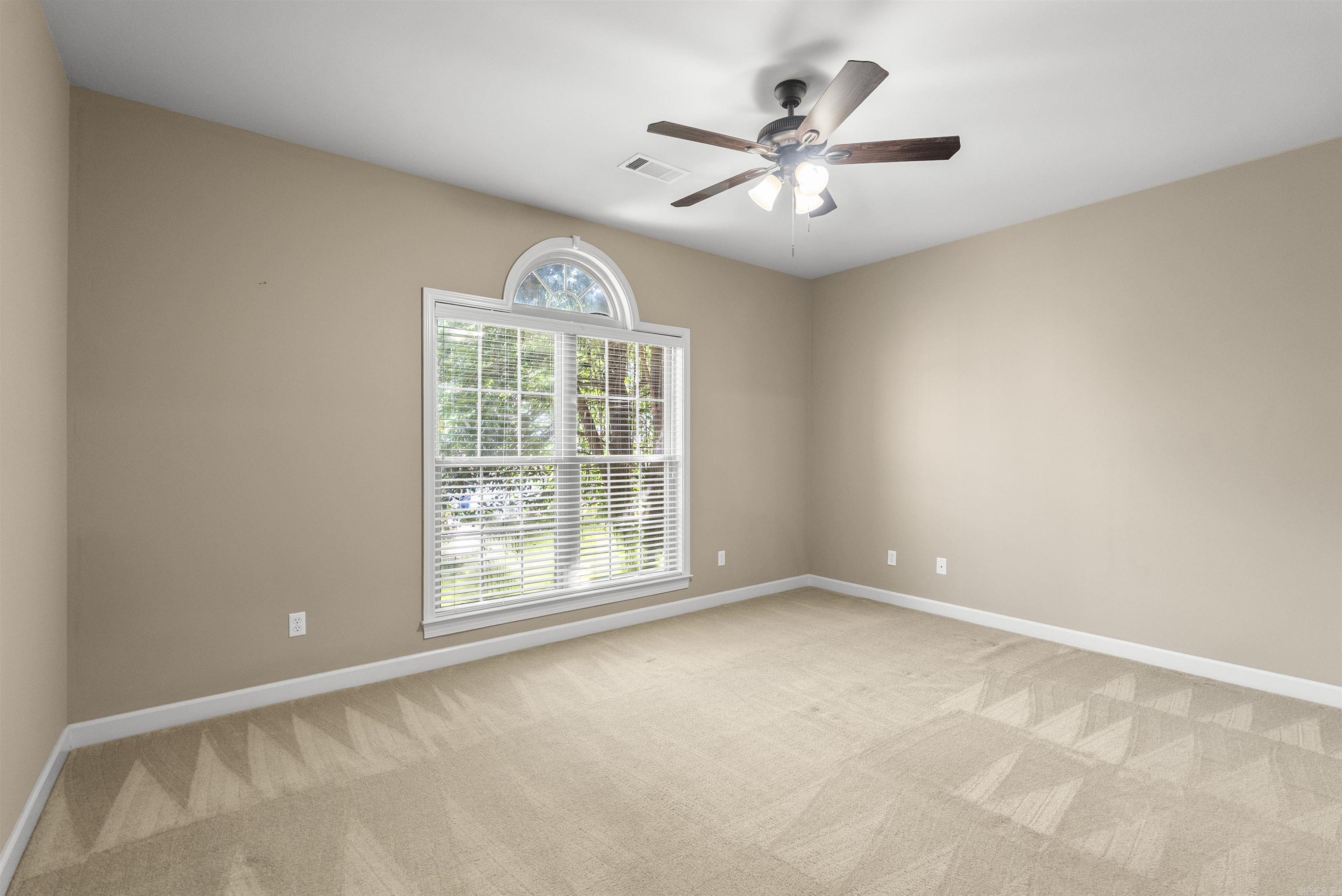 40 Belle River Cir  Maumelle, AR
