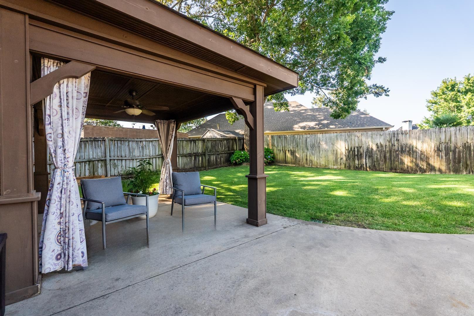 40 Belle River Cir  Maumelle, AR