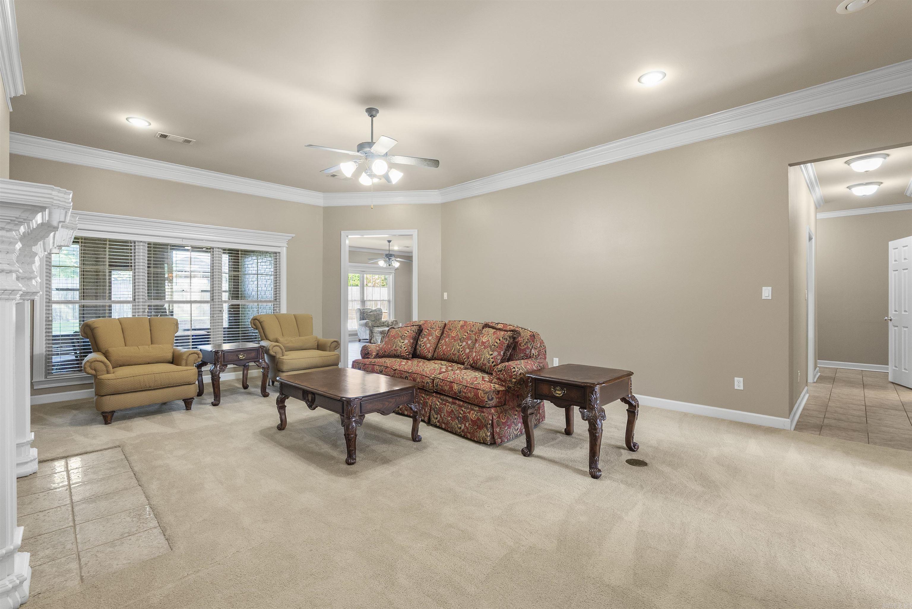 40 Belle River Cir  Maumelle, AR