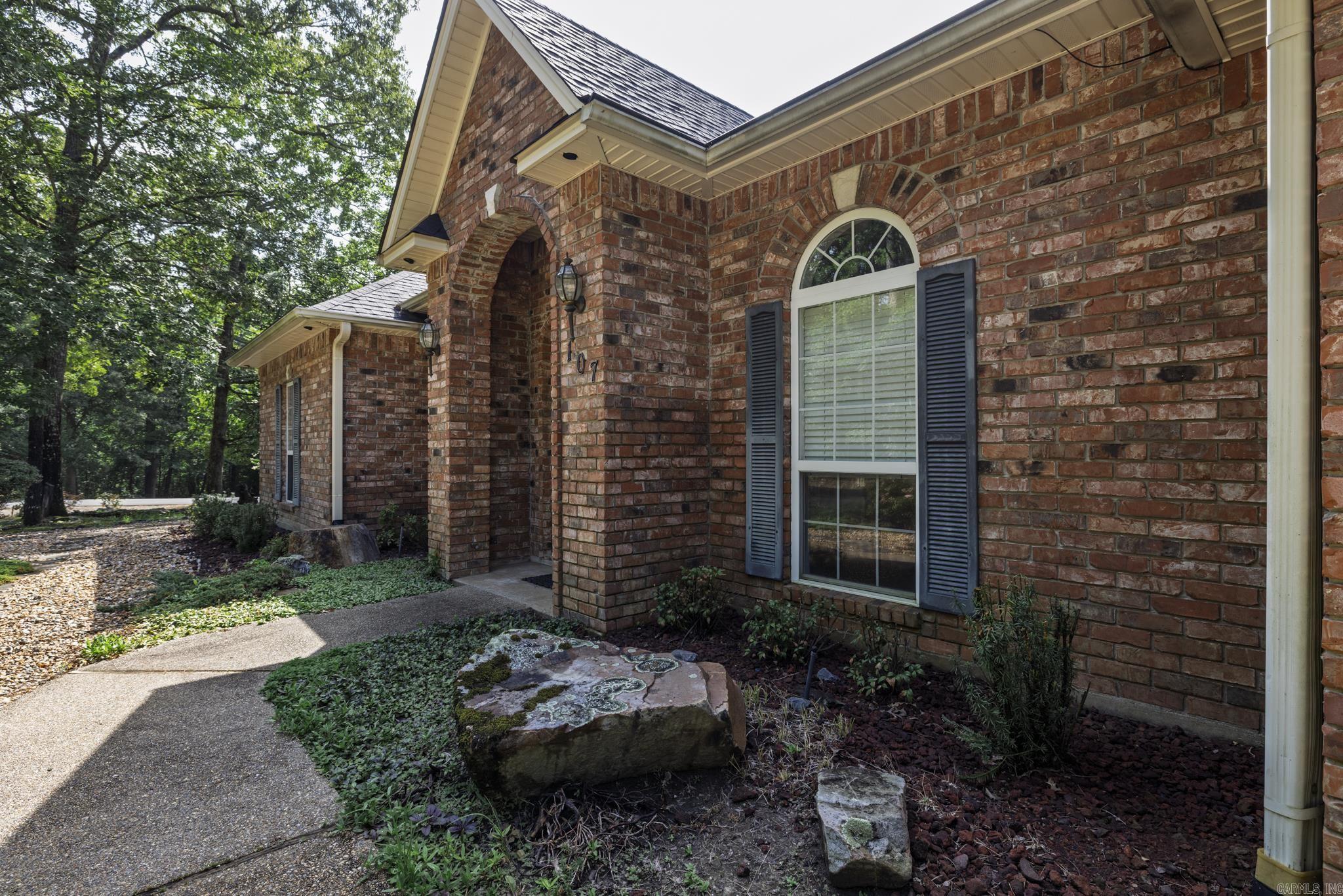 107 Lindura  Hot Springs Village, AR