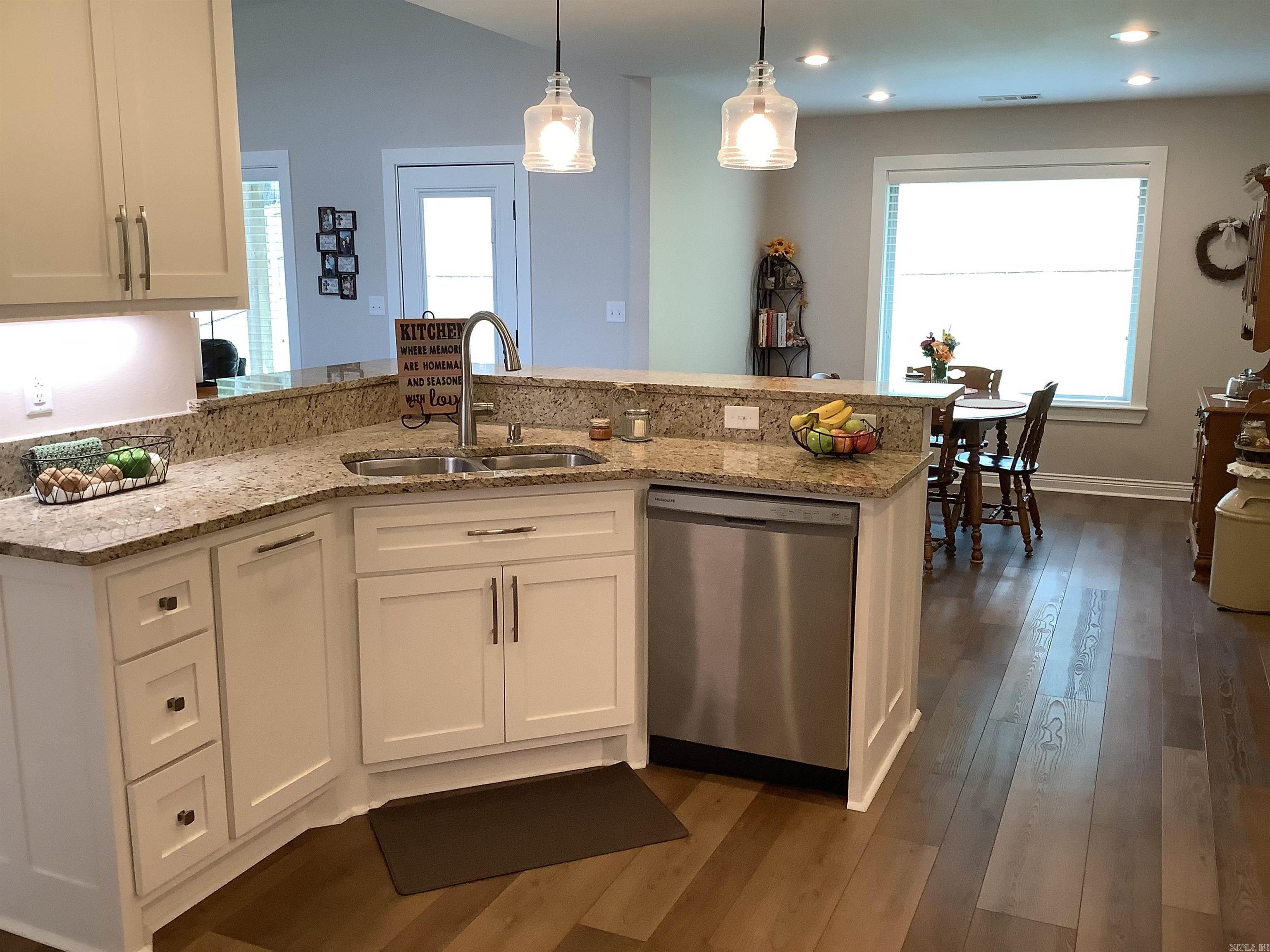 3235 Sugar Creek  Searcy, AR