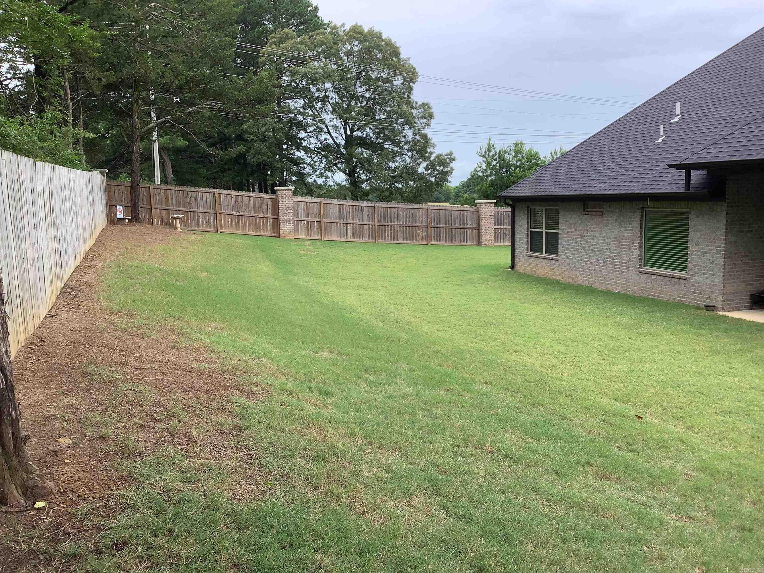 3235 Sugar Creek  Searcy, AR