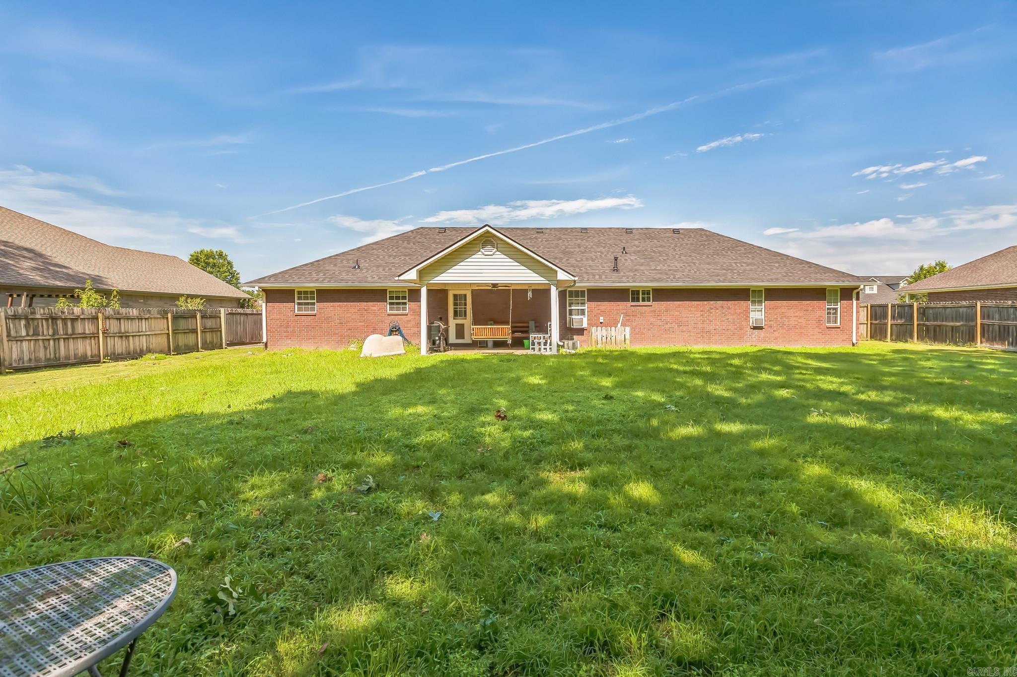 300 Cherokee  Clarksville, AR