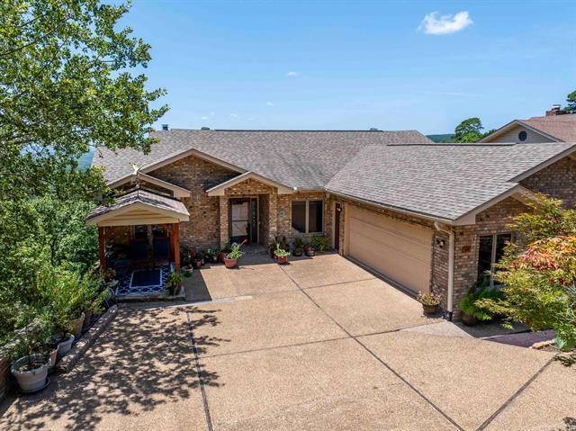 37  Ponferrada Way  Hot Springs Village, AR