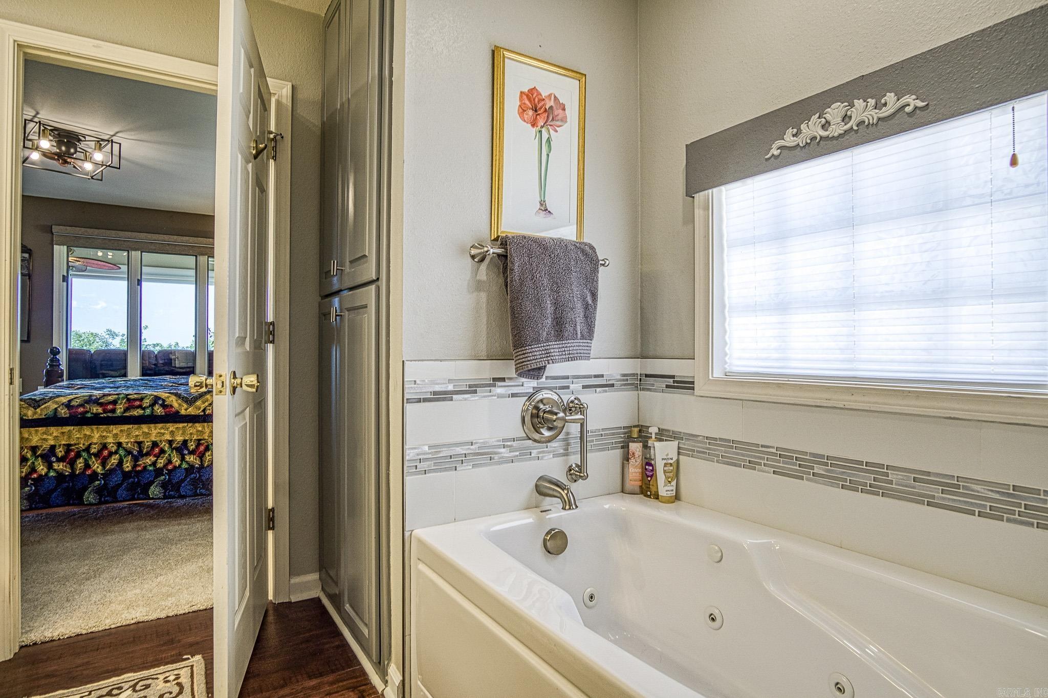 37 Ponferrada Way  Hot Springs Village, AR
