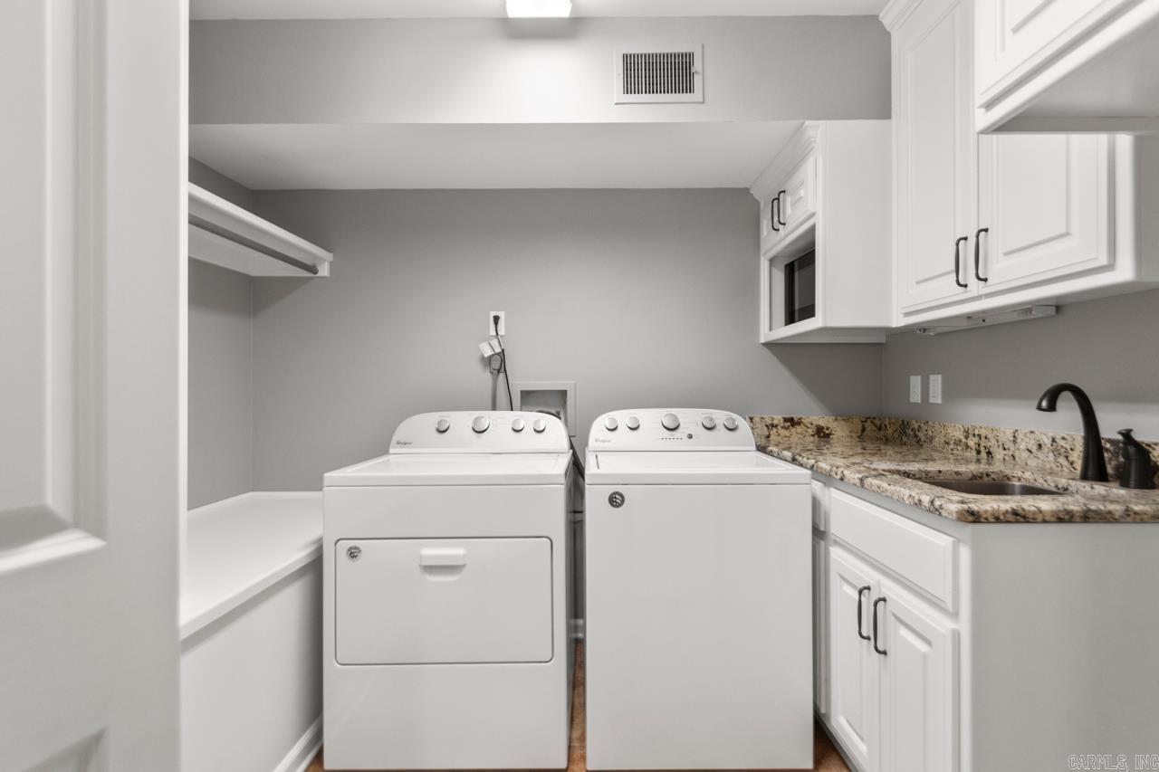 15 Saint Charles  Little Rock, AR