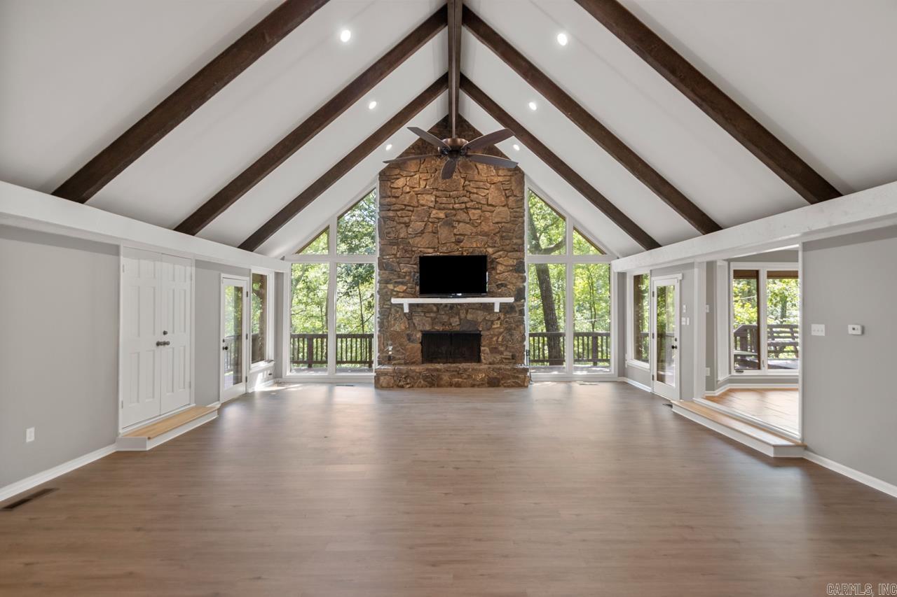 15 Saint Charles  Little Rock, AR
