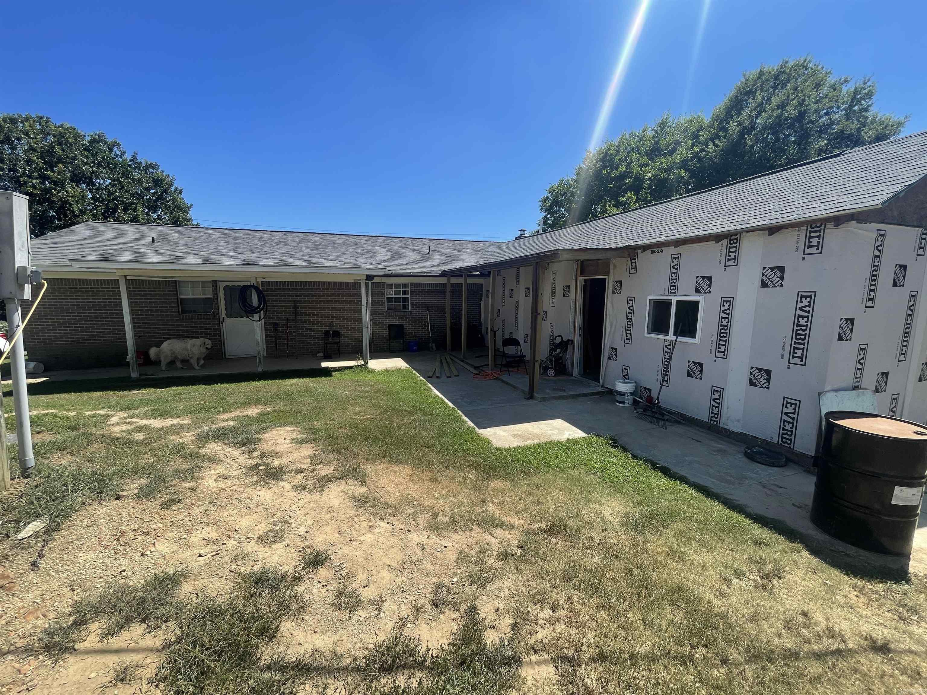 352 King Road Gillham, AR 71841