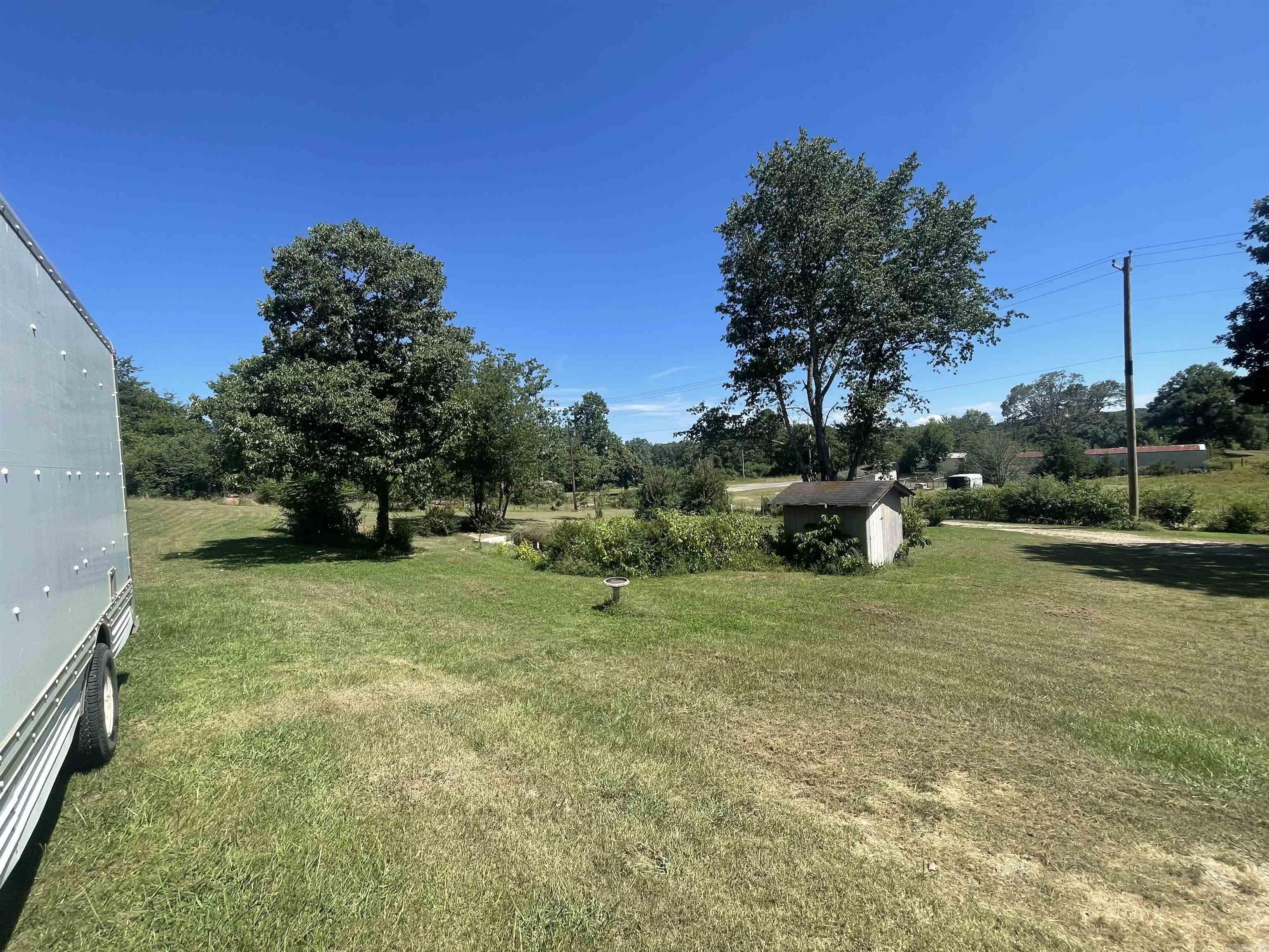 352 King Road Gillham, AR 71841