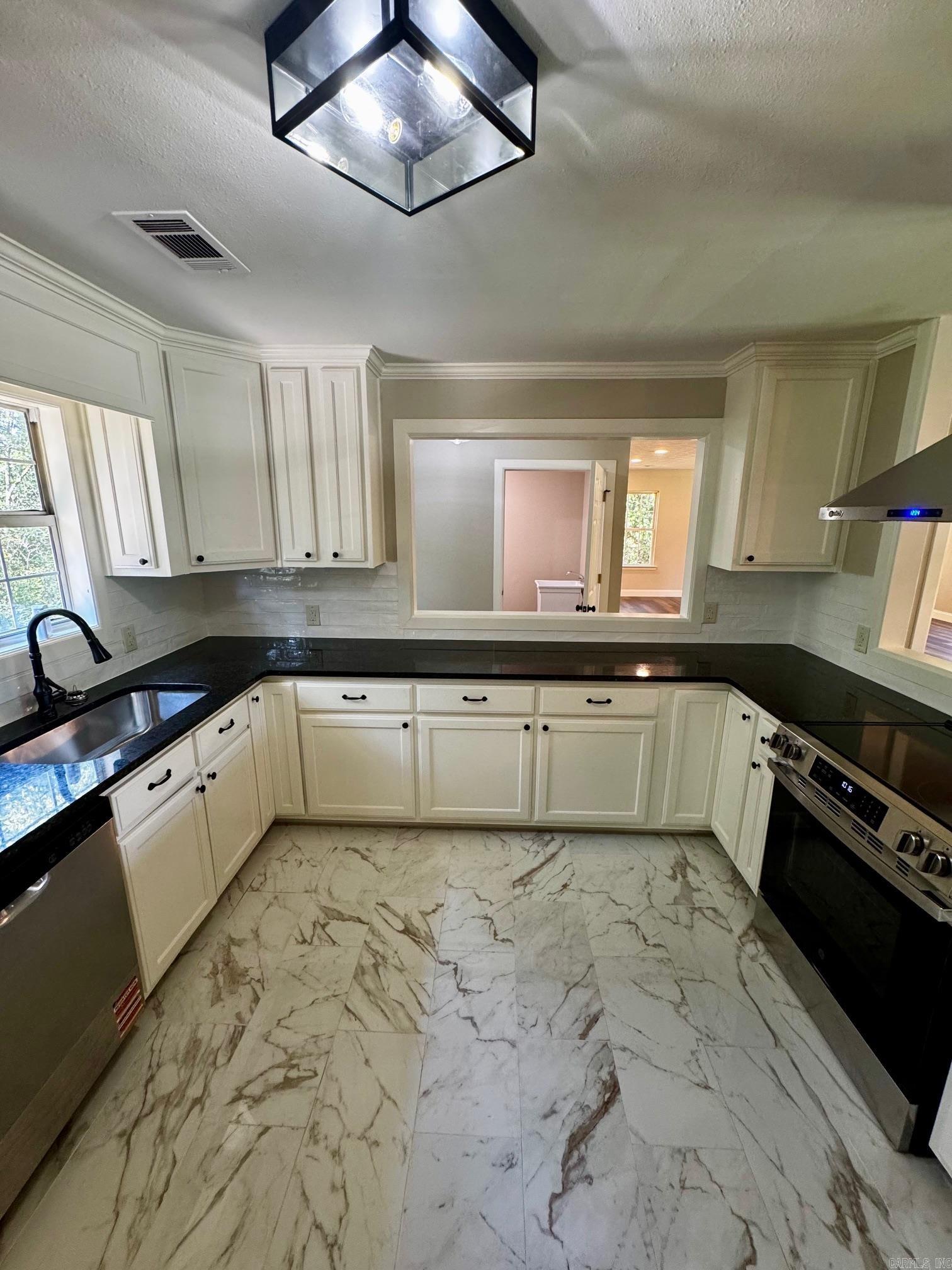 5523 jacksonville conway  Jacksonville, AR