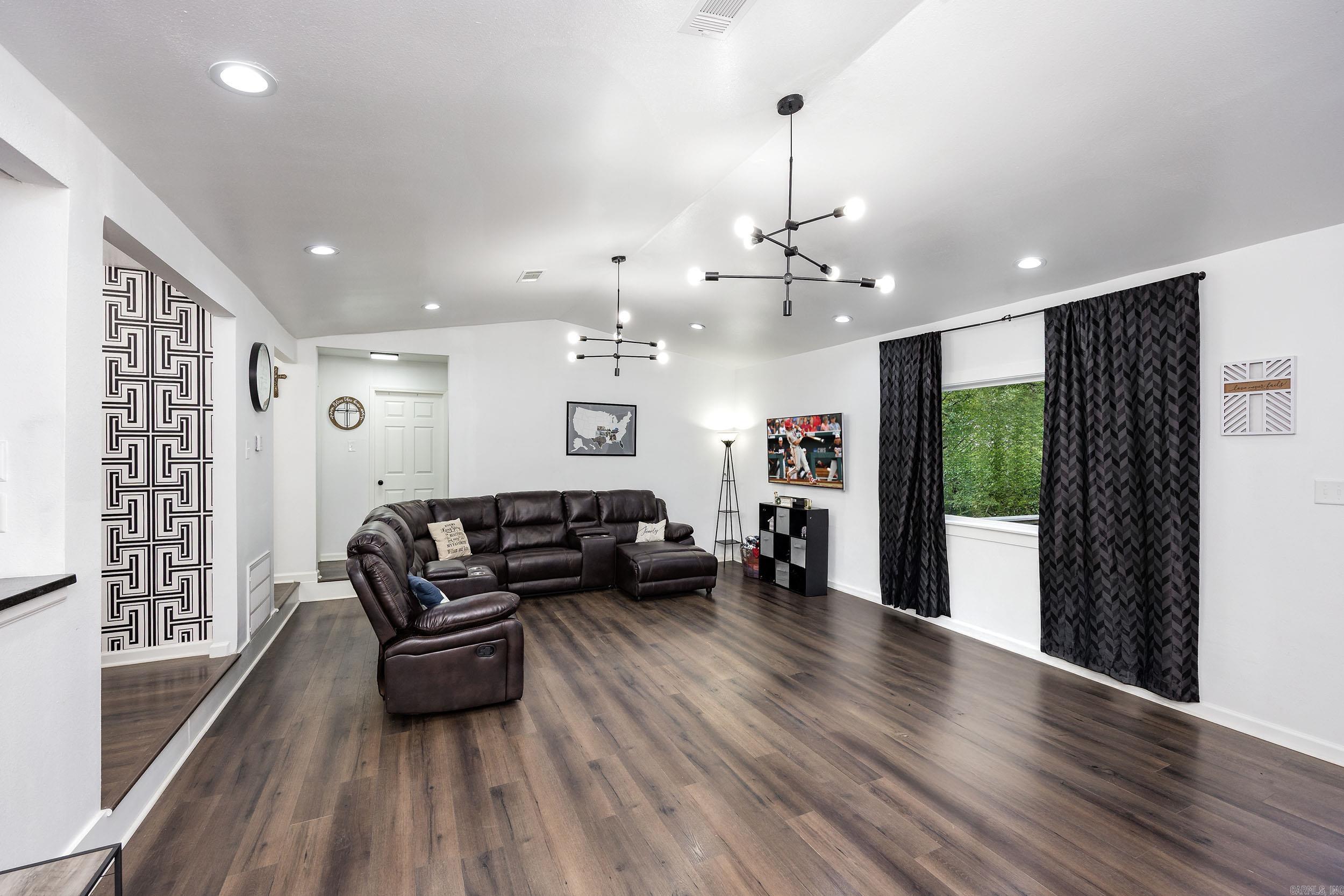 19 Millstone  Maumelle, AR