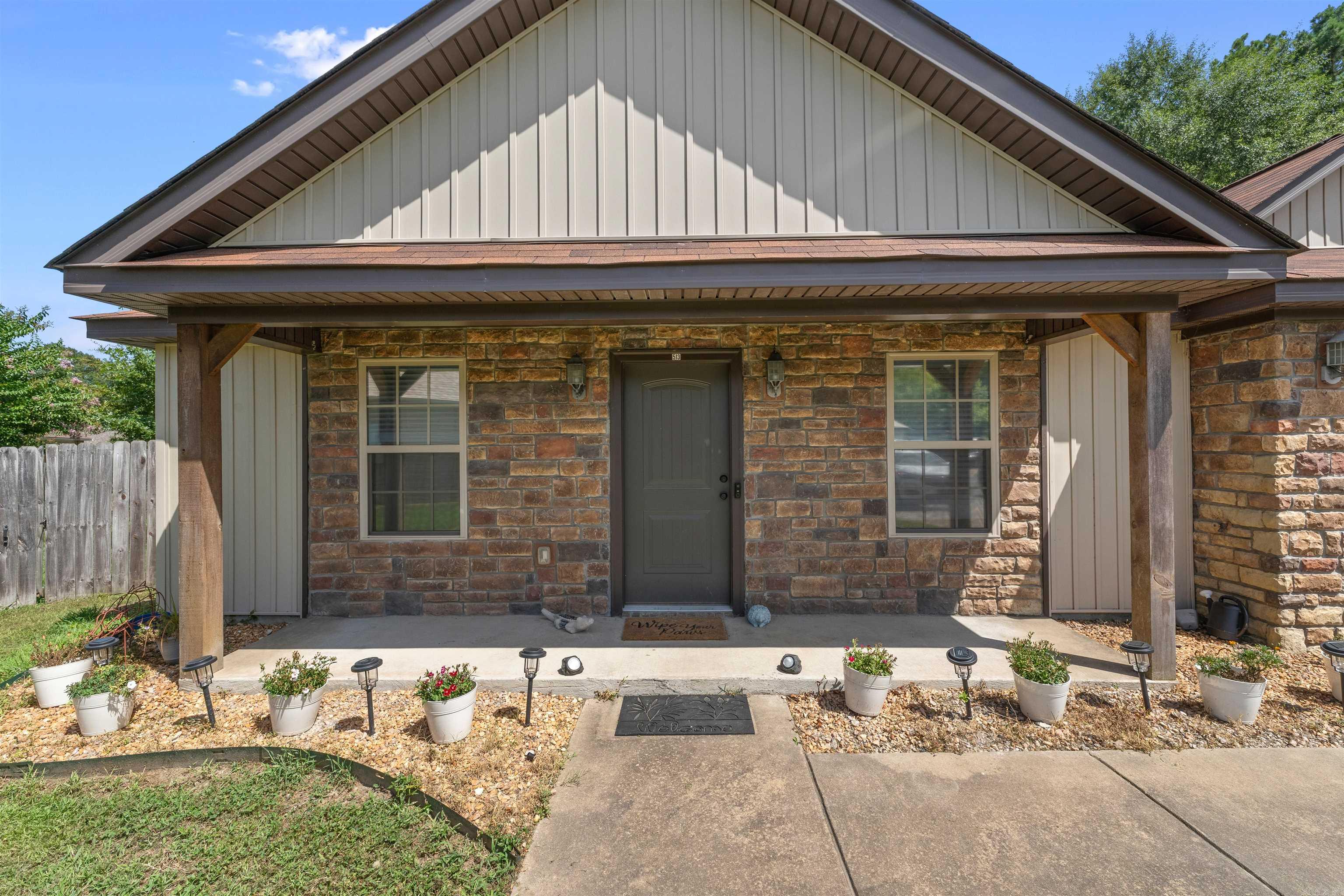 513 Saint Charles Ct  Haskell, AR