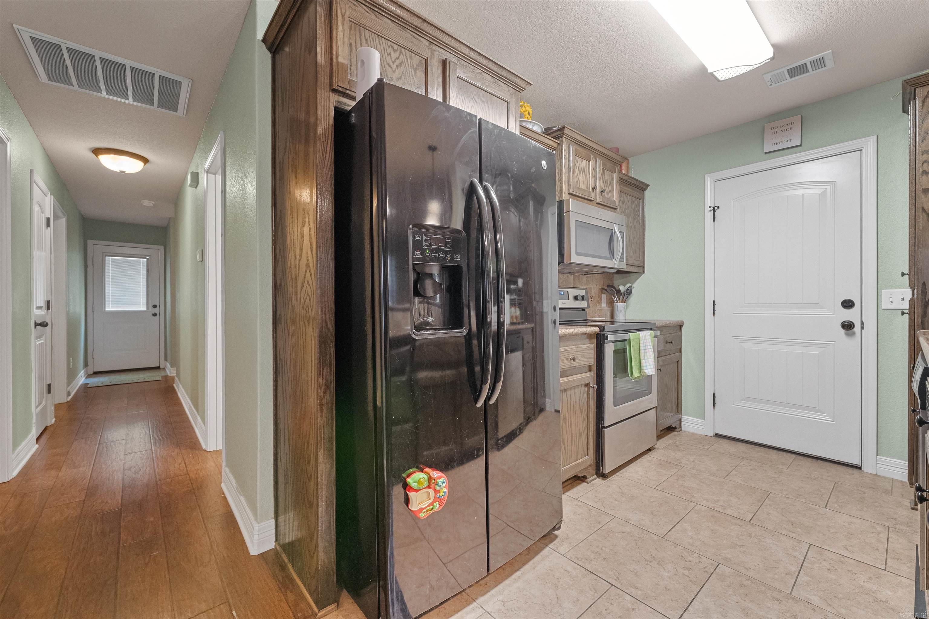 513 Saint Charles Ct  Haskell, AR