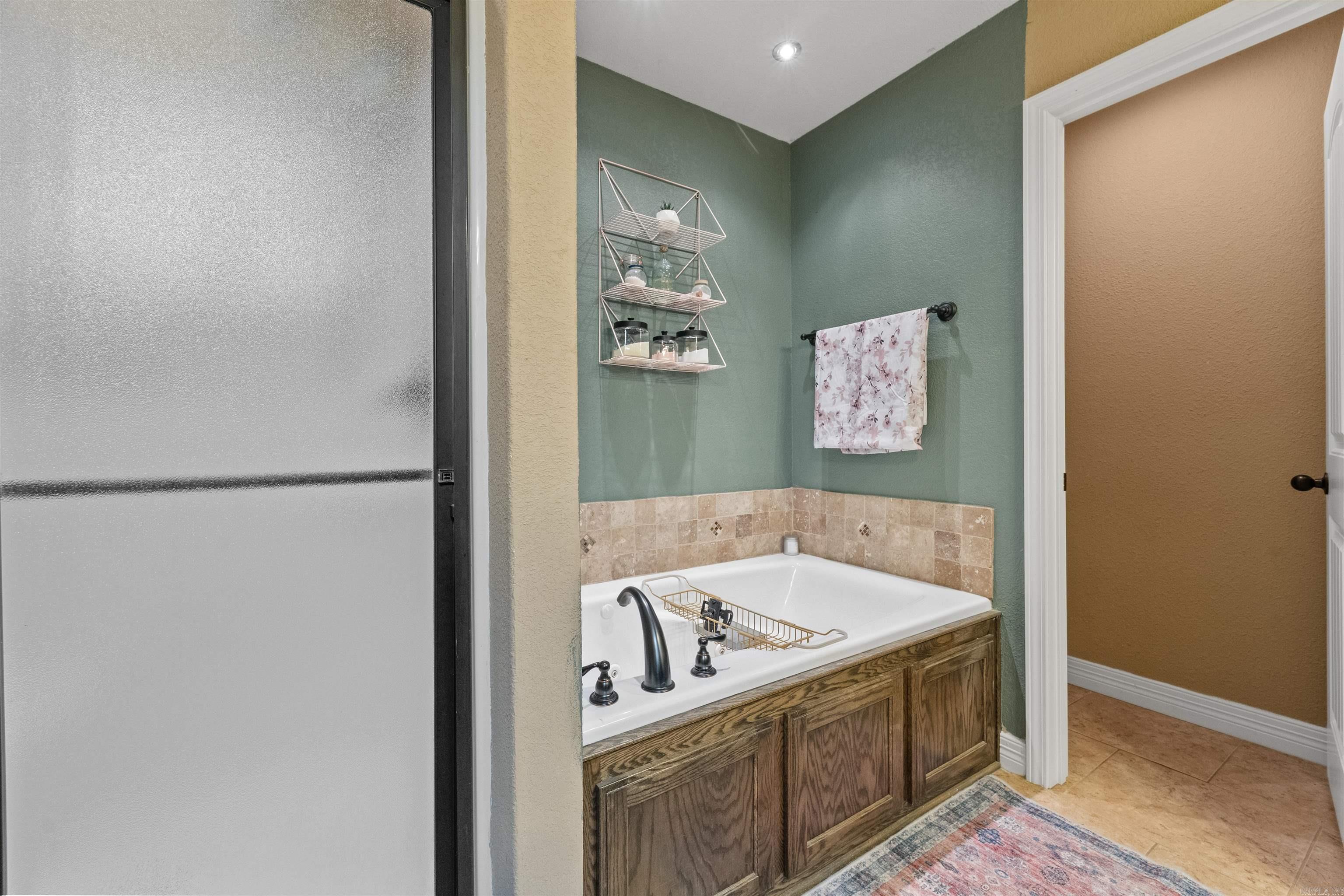 513 Saint Charles Ct  Haskell, AR